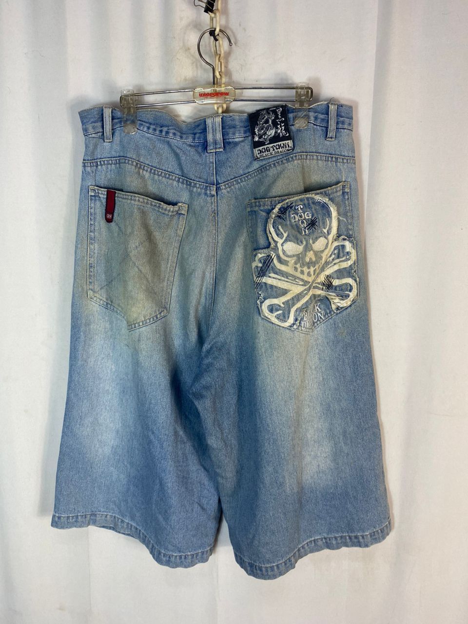 Dogtown Dogtown black dragon distressed denim jeans short pants Size US 35 - 22 Thumbnail