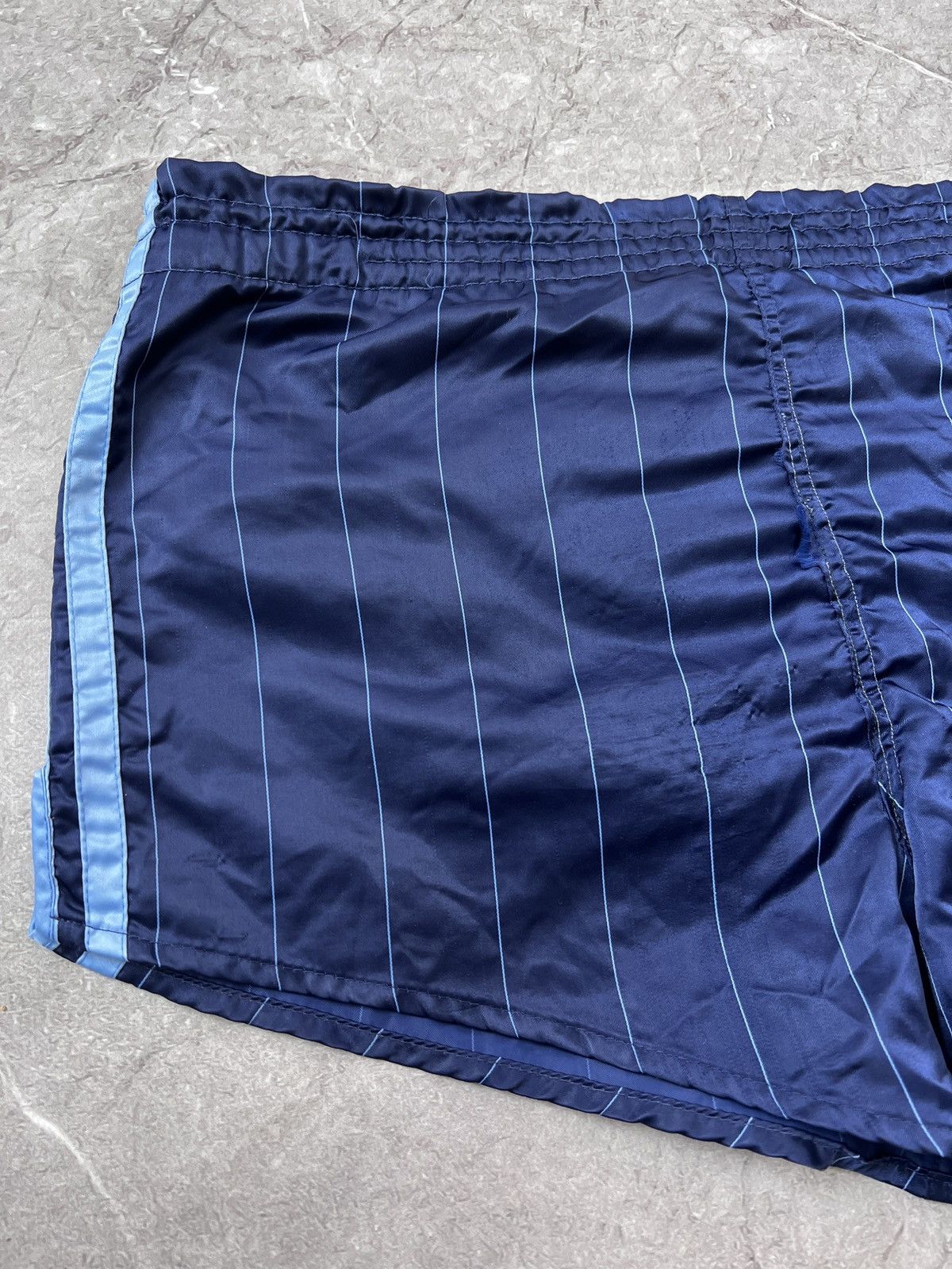 Adidas × Vintage 80s Adidas Training Adidas West germany Shorts pants Size US 32 / EU 48 - 7 Thumbnail