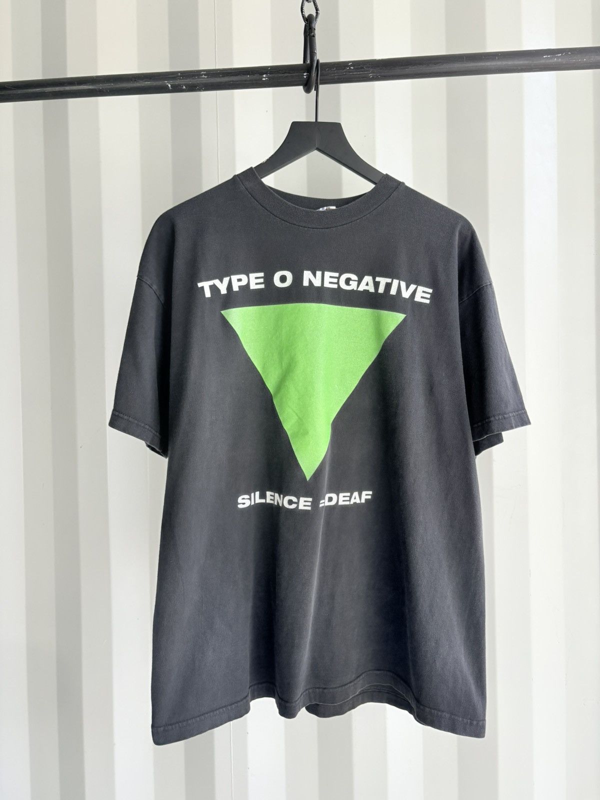 Band Tees Type O Negative Faded Distressed Shirt Grunge Band Size US XL / EU 56 / 4 - 1 Thumbnail
