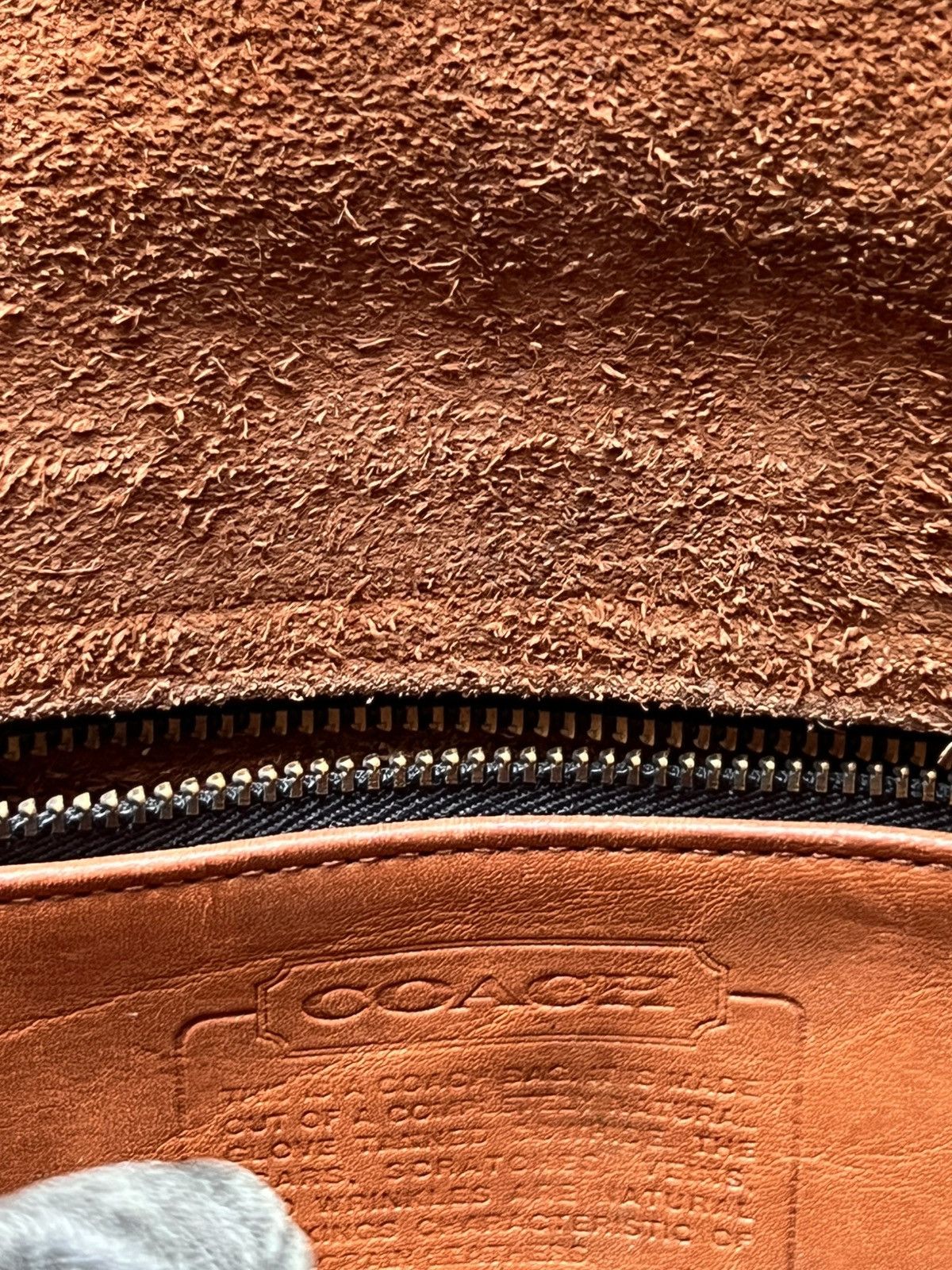 Coach Vintage Coach Willis British Tan Leather Bag Size ONE SIZE - 11 Thumbnail