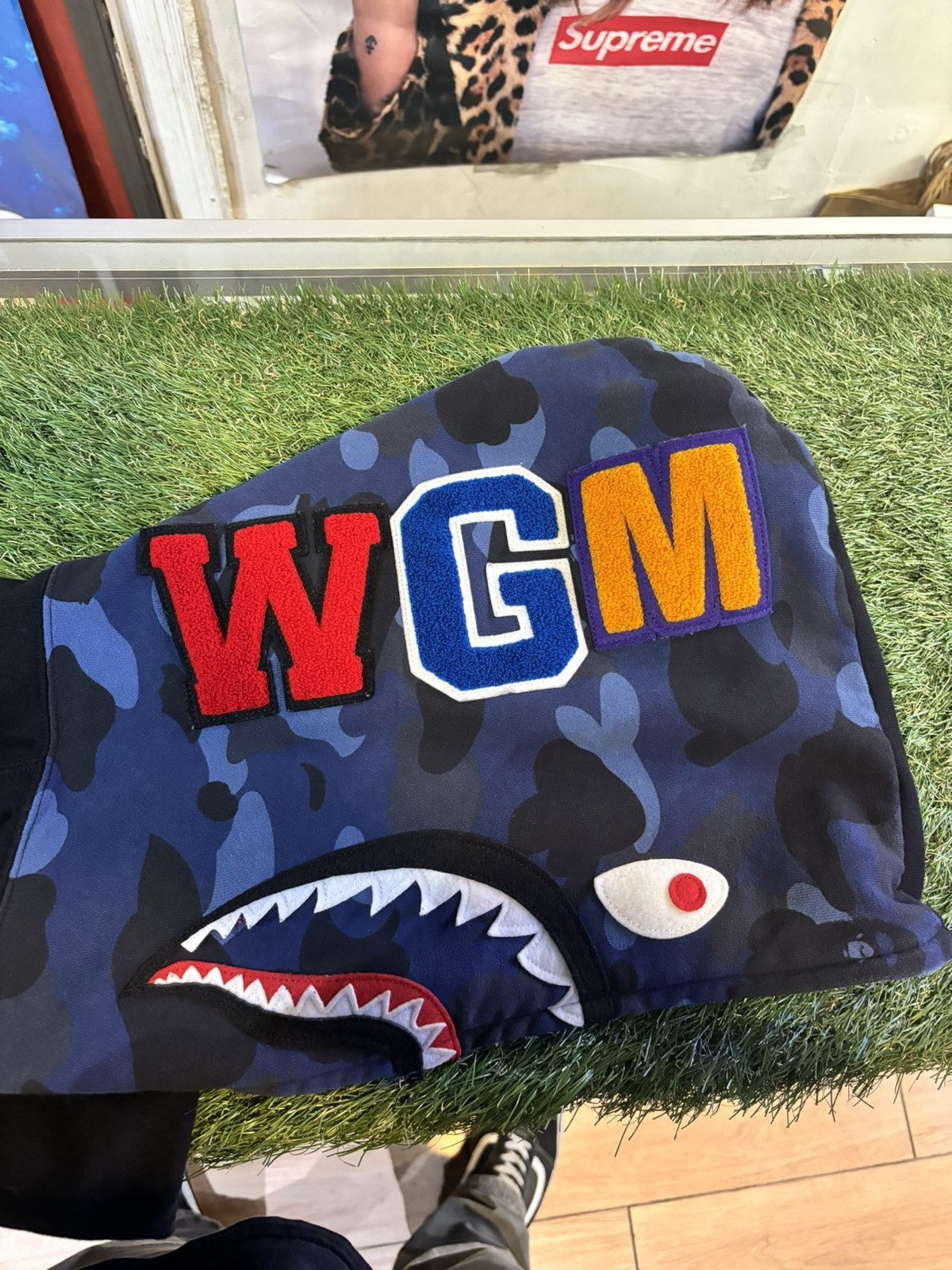Bape BAPE SHARK HOODIE BLUE CAMO SIZE XL NEW Size US XL / EU 56 / 4 - 2 Thumbnail