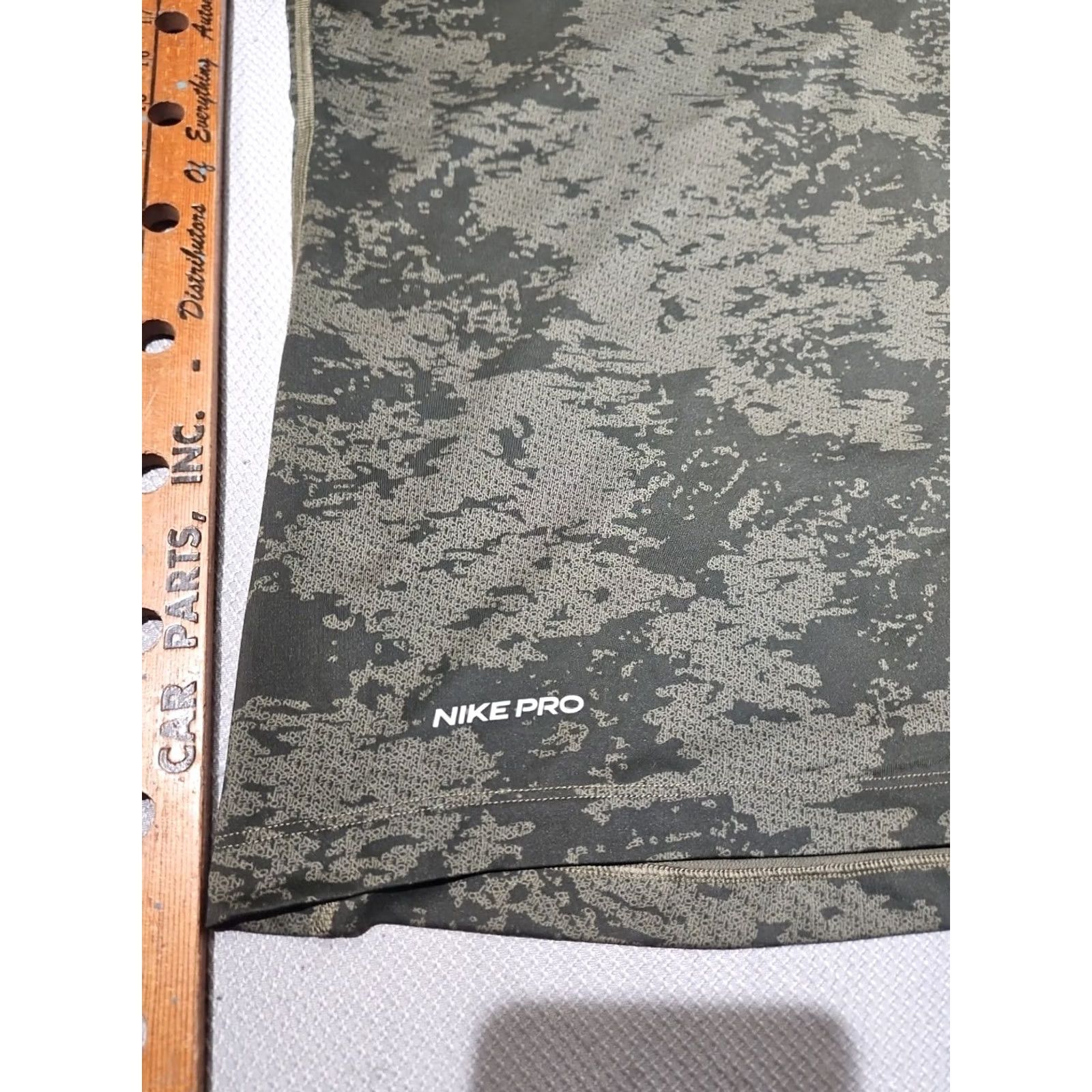 Nike Nike Pro Shirt Mens L Green Digital Camouflage Dri Fit Performance Tee Size US L / EU 52-54 / 3 - 5 Thumbnail