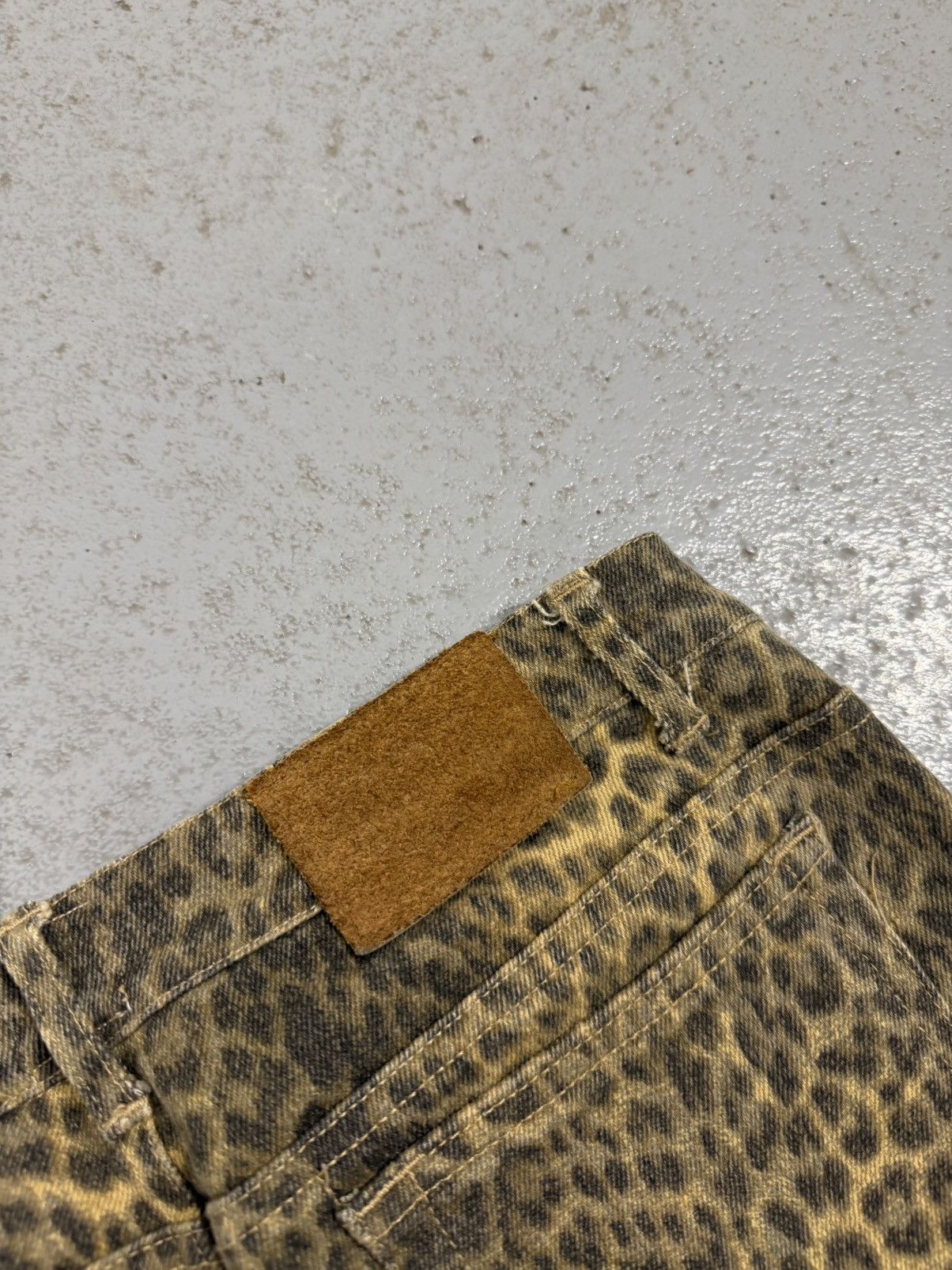 Just Cavalli Vintage Cavalli Jeans Leopard Overprinted Jeans Size 30" / US 8 / IT 44 - 15 Thumbnail