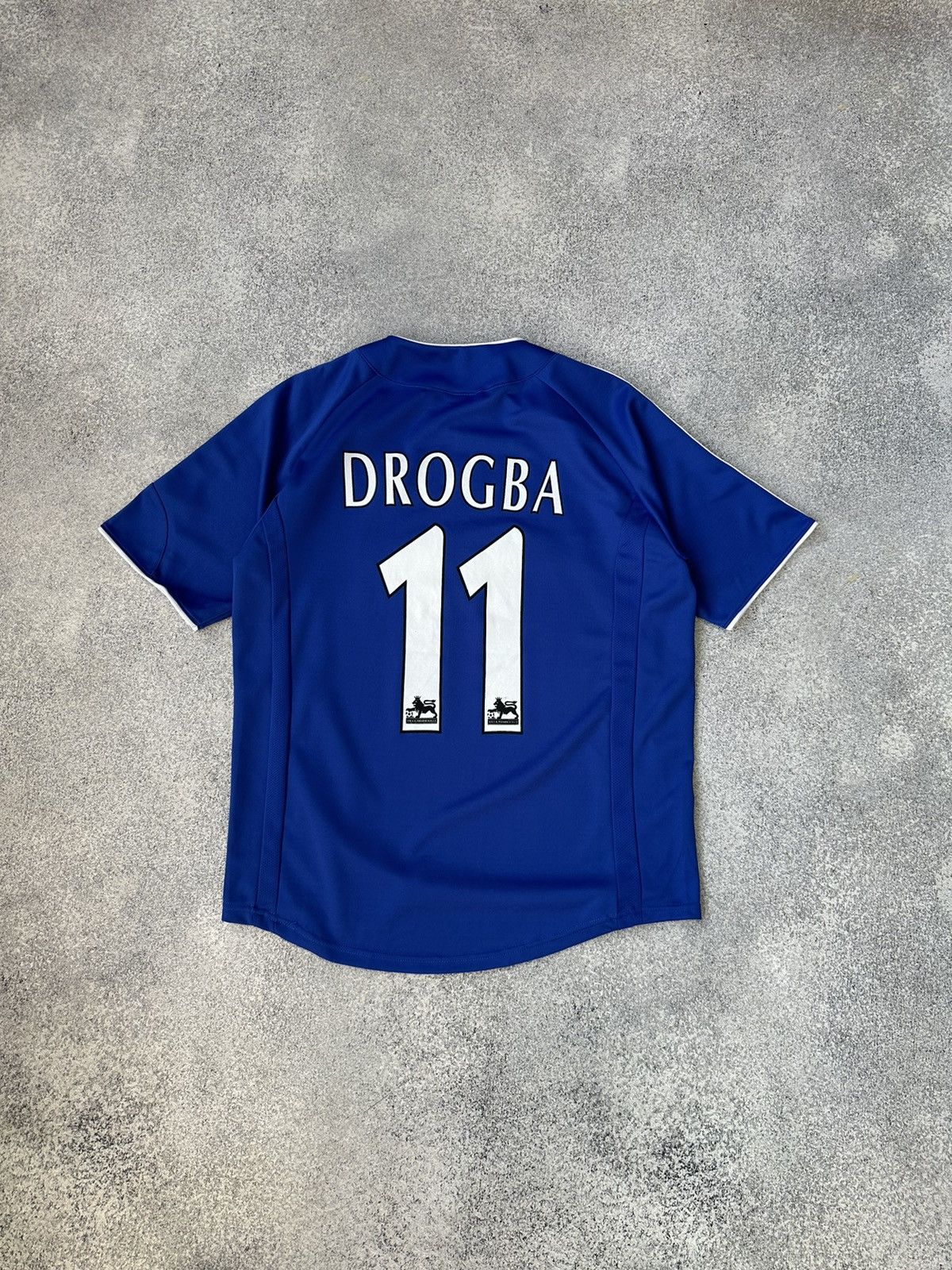 Vintage Vintage Didier Drogba 11 Chelsea Football Jersey