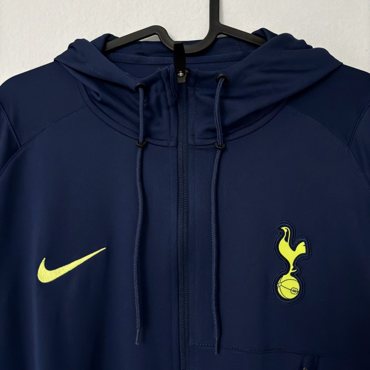 Jordan Brand × Nike 2021 Tottenham Hotspur Dynamic Strike Soccer Jacket Zip Top Size US L / EU 52-54 / 3 - 3 Thumbnail