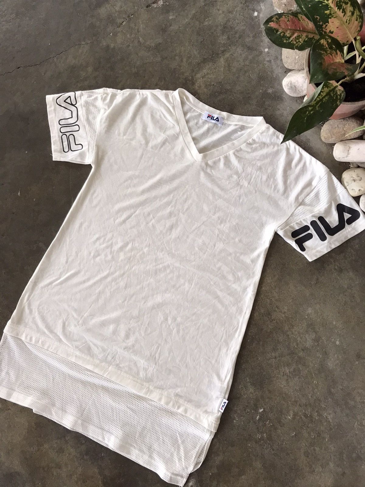 Fila × Vintage FILA Off White V neck shirt Size US M / EU 48-50 / 2 - 3 Thumbnail