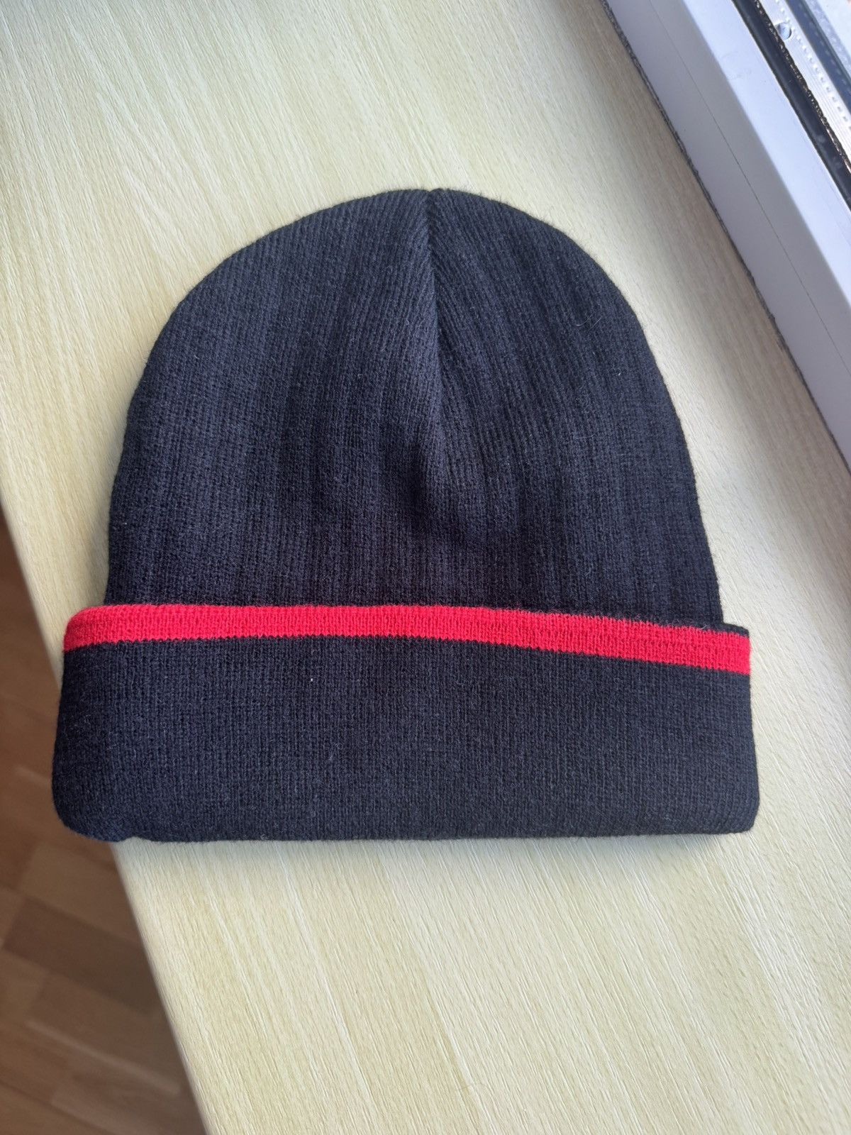 Vintage MANCHESTER UNITED VINTAGE PREMIER LEAGUE SOCCER BEANIE HAT Size ONE SIZE - 2 Thumbnail