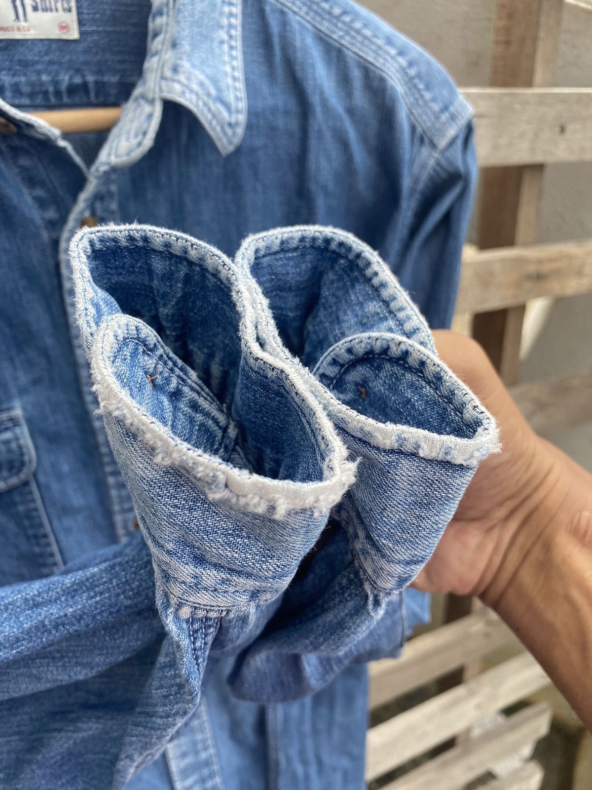 Levi's Vintage Levi's Orange Tab Denim Shirt - size 25” x 28.5” Size US M / EU 48-50 / 2 - 13 Thumbnail