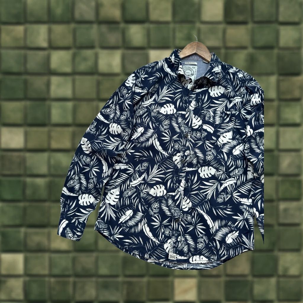 Diesel VINTAGE Diesel Button-Up Shirt Mens L Blue Hawaii Print OverShirt Y2K Size US L / EU 52-54 / 3 - 1 Thumbnail
