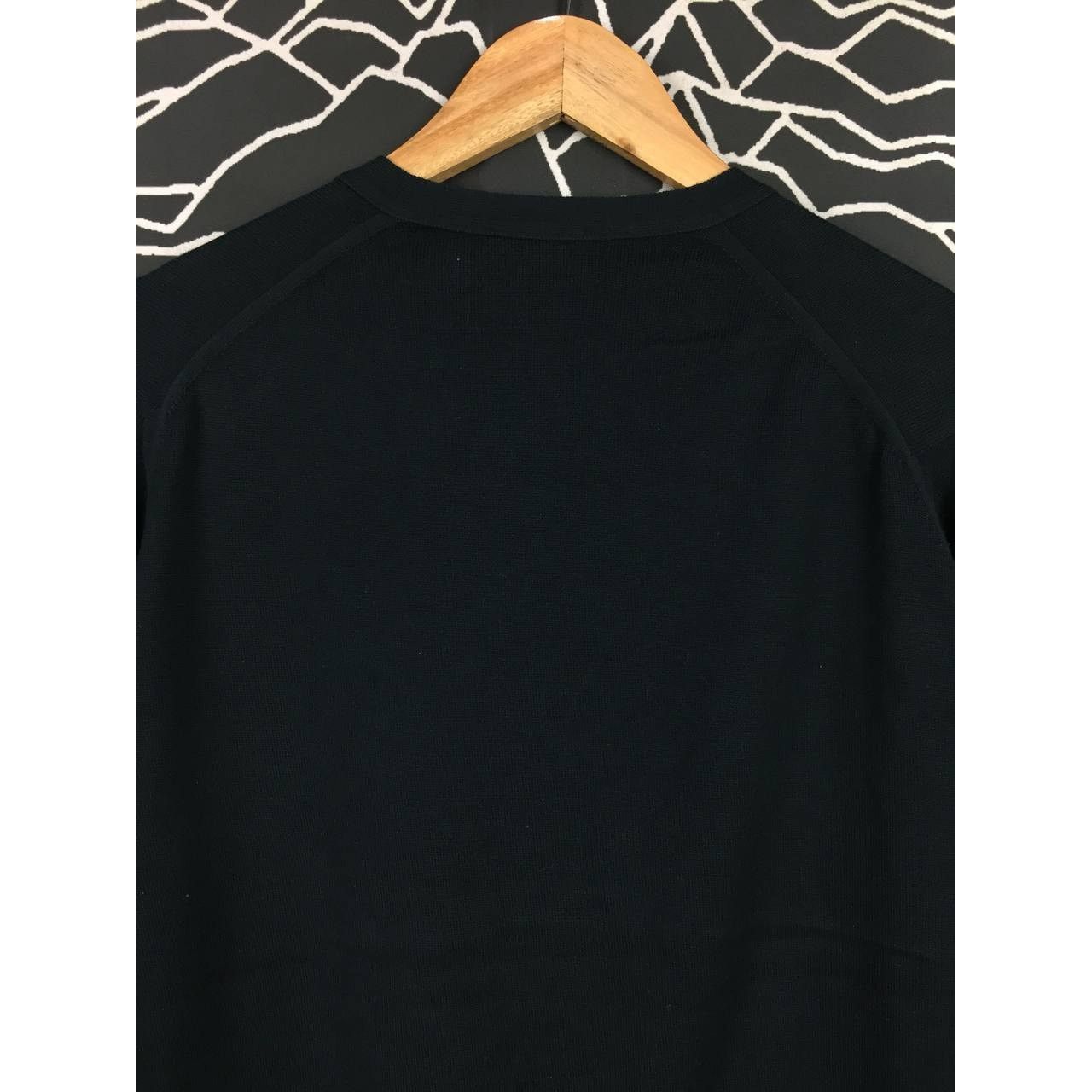 John Smedley John Smedley Made In England Buttoned V-Neck Cardigan Size US M / EU 48-50 / 2 - 5 Thumbnail