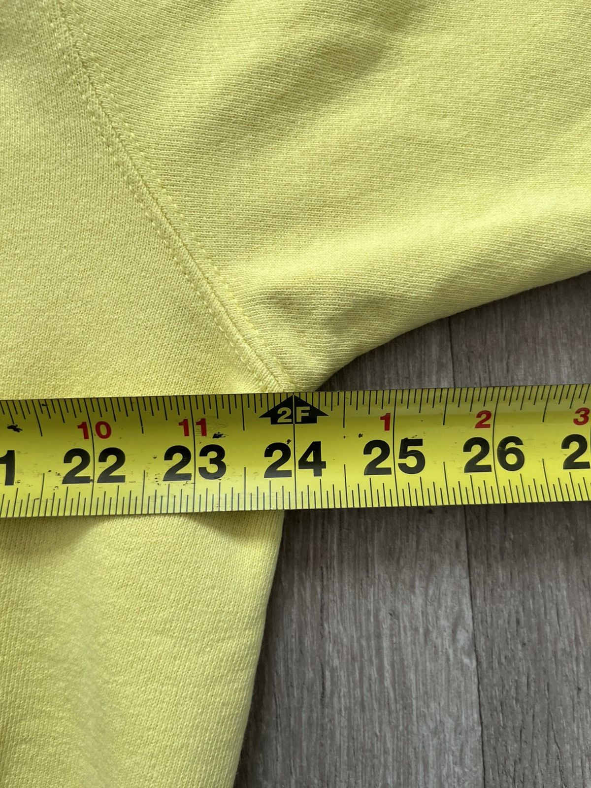 Champion Vintage Champion miUSA Yellow Crewneck Size US L / EU 52-54 / 3 - 7 Thumbnail