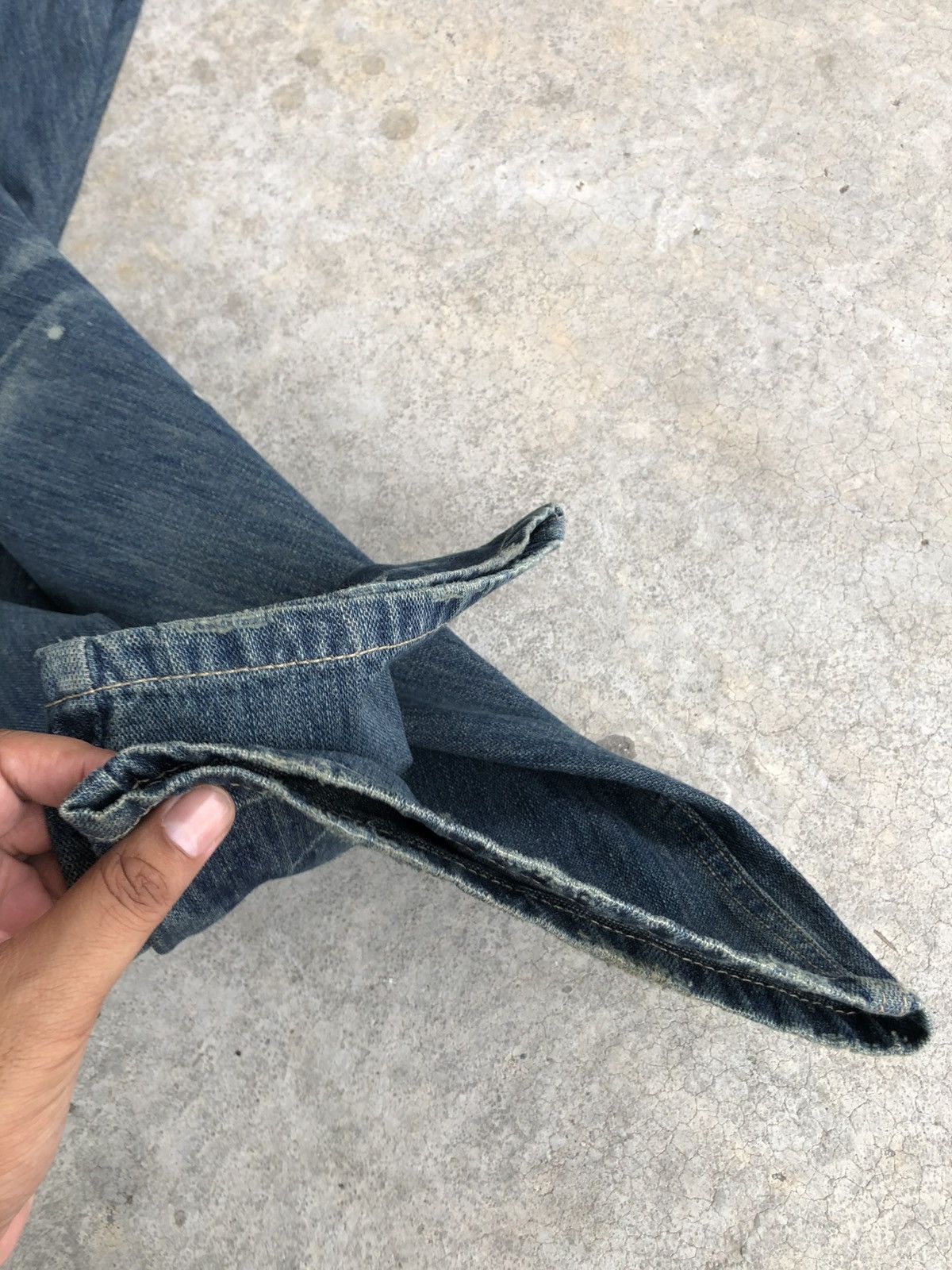 Who Decides War Gumu Flared Bootcut Jeans Distressed Jeans Size US 31 - 13 Thumbnail
