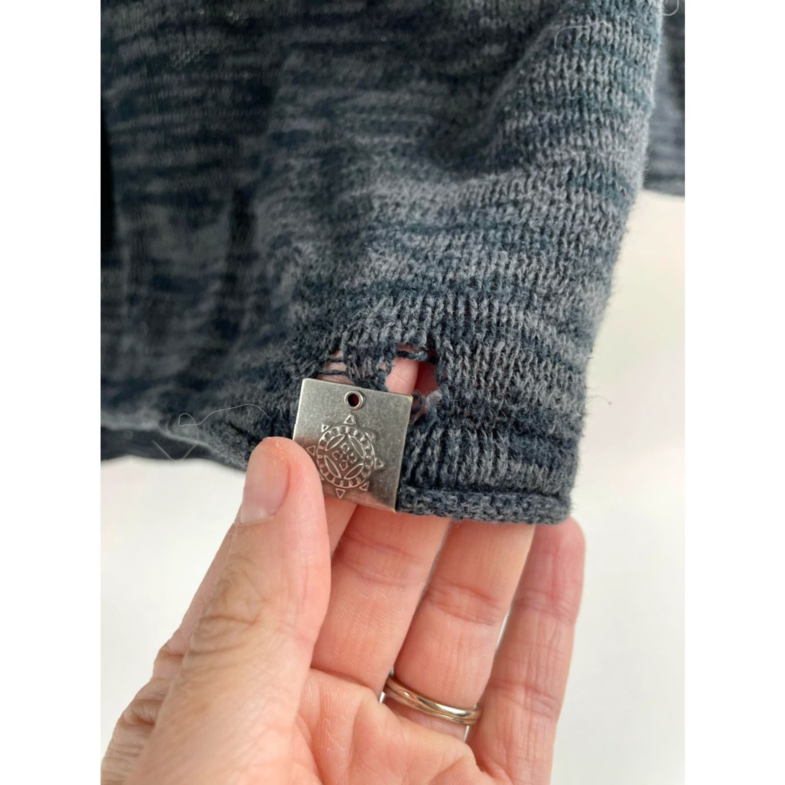 Vintage Ruff Hewn Sweater Women’s Size Large Gray Long Sleeve Hooded Pullover Knit hole Size L / US 10 / IT 46 - 3 Thumbnail