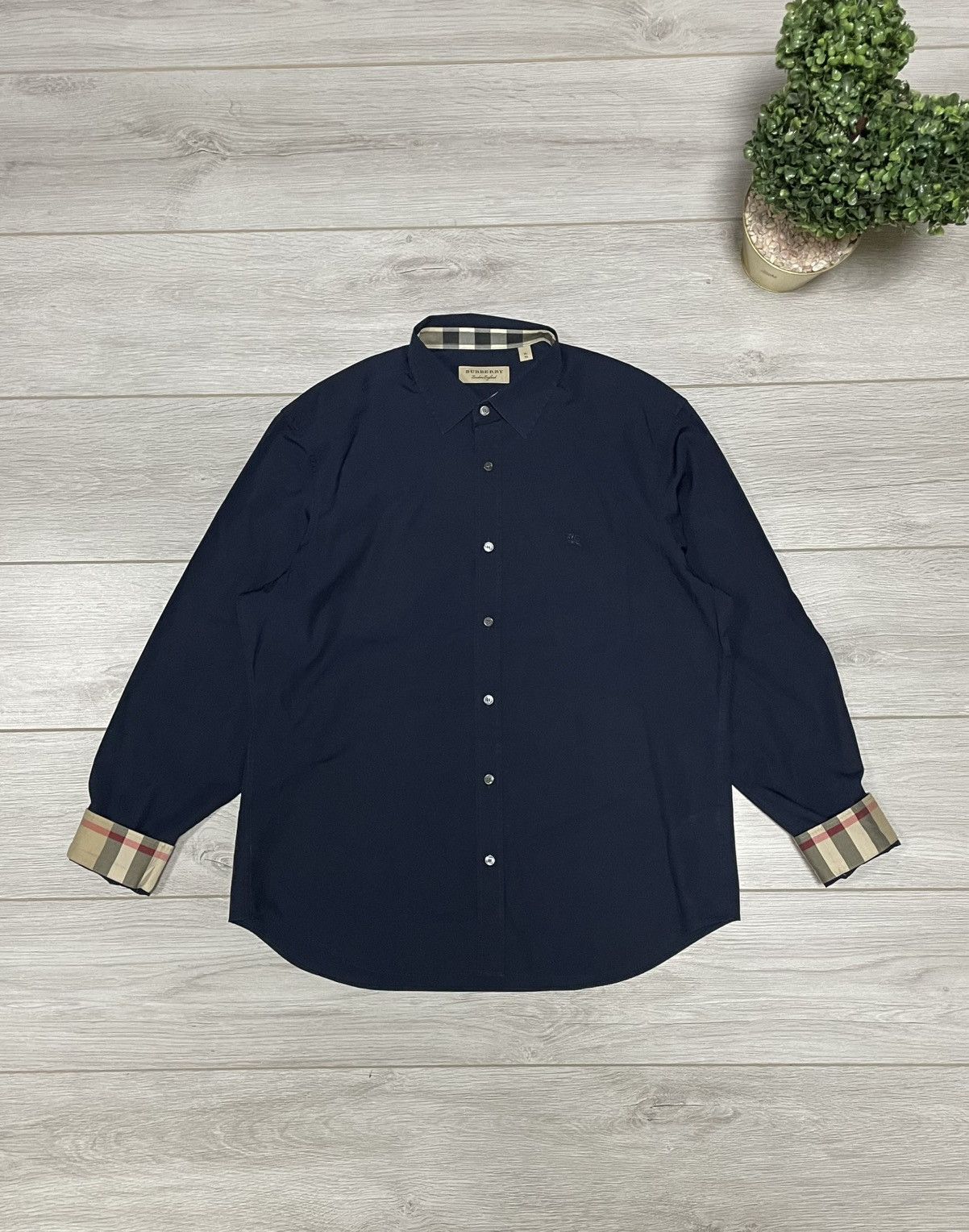 Burberry Burberry London nova check cuffs beige shirt buttons up eb0 Size US XL / EU 56 / 4 - 1 Thumbnail
