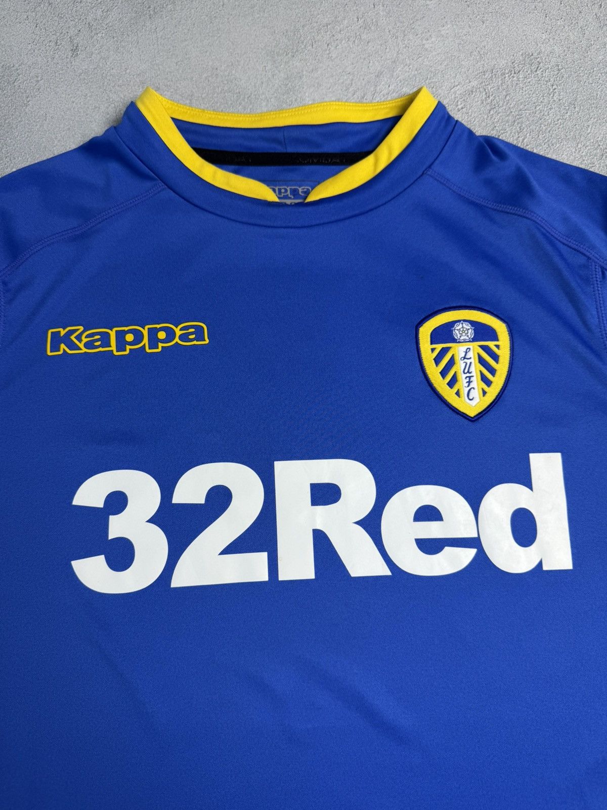 Kappa Leeds United 2016 2017 Away Shirt Soccer Jersey Kappa Size US L / EU 52-54 / 3 - 3 Thumbnail
