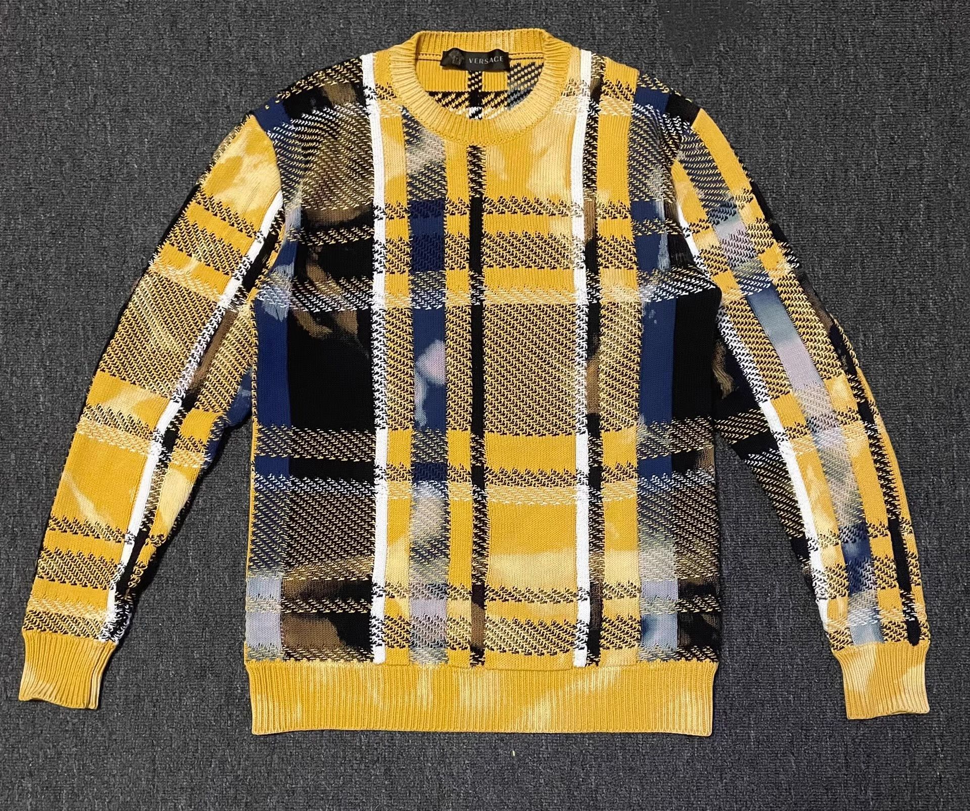Versace Versace mainline sweater, Q4 Size US S / EU 44-46 / 1 - 1 Thumbnail