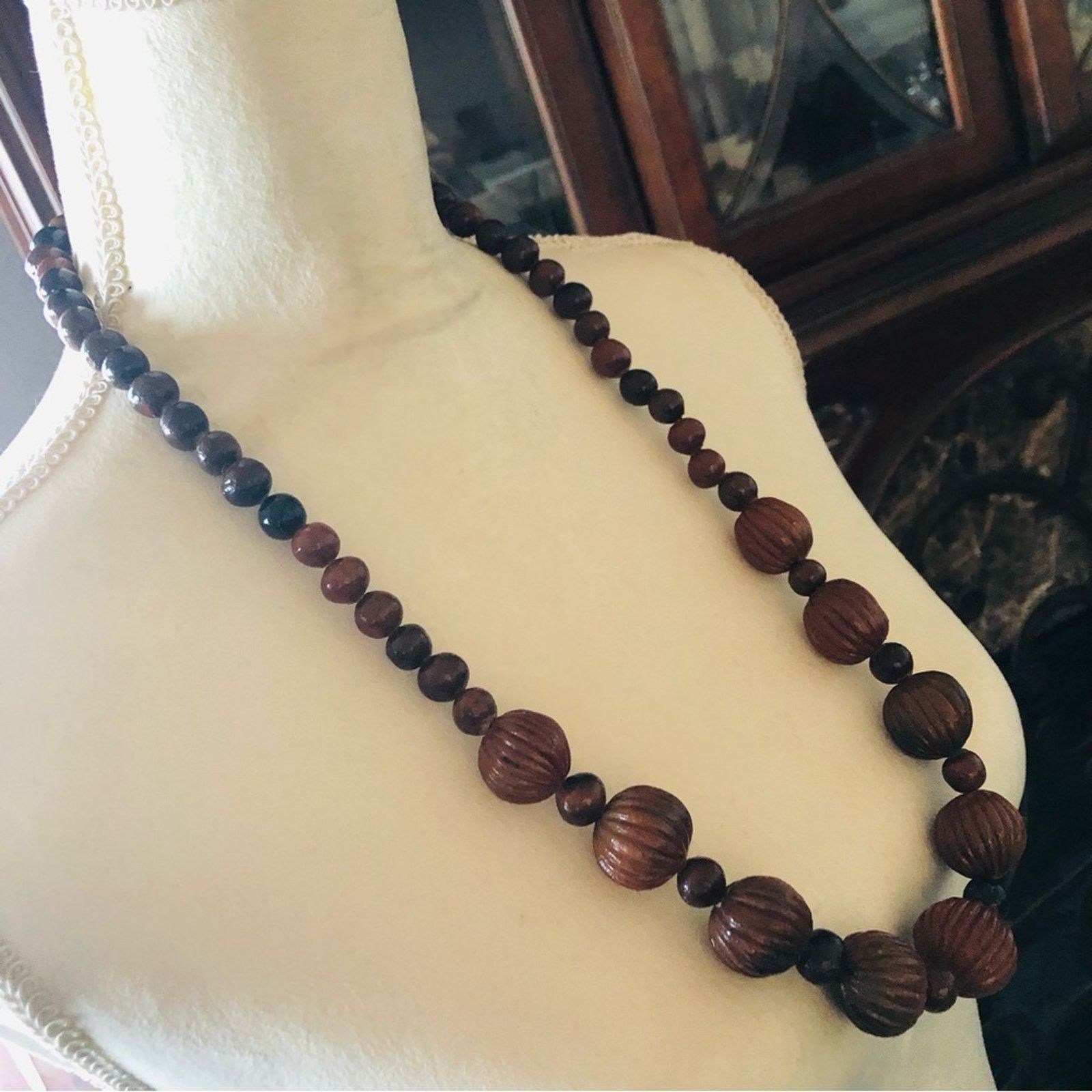 Handmade Handmade brown buri nut beaded necklace Size ONE SIZE - 3 Thumbnail