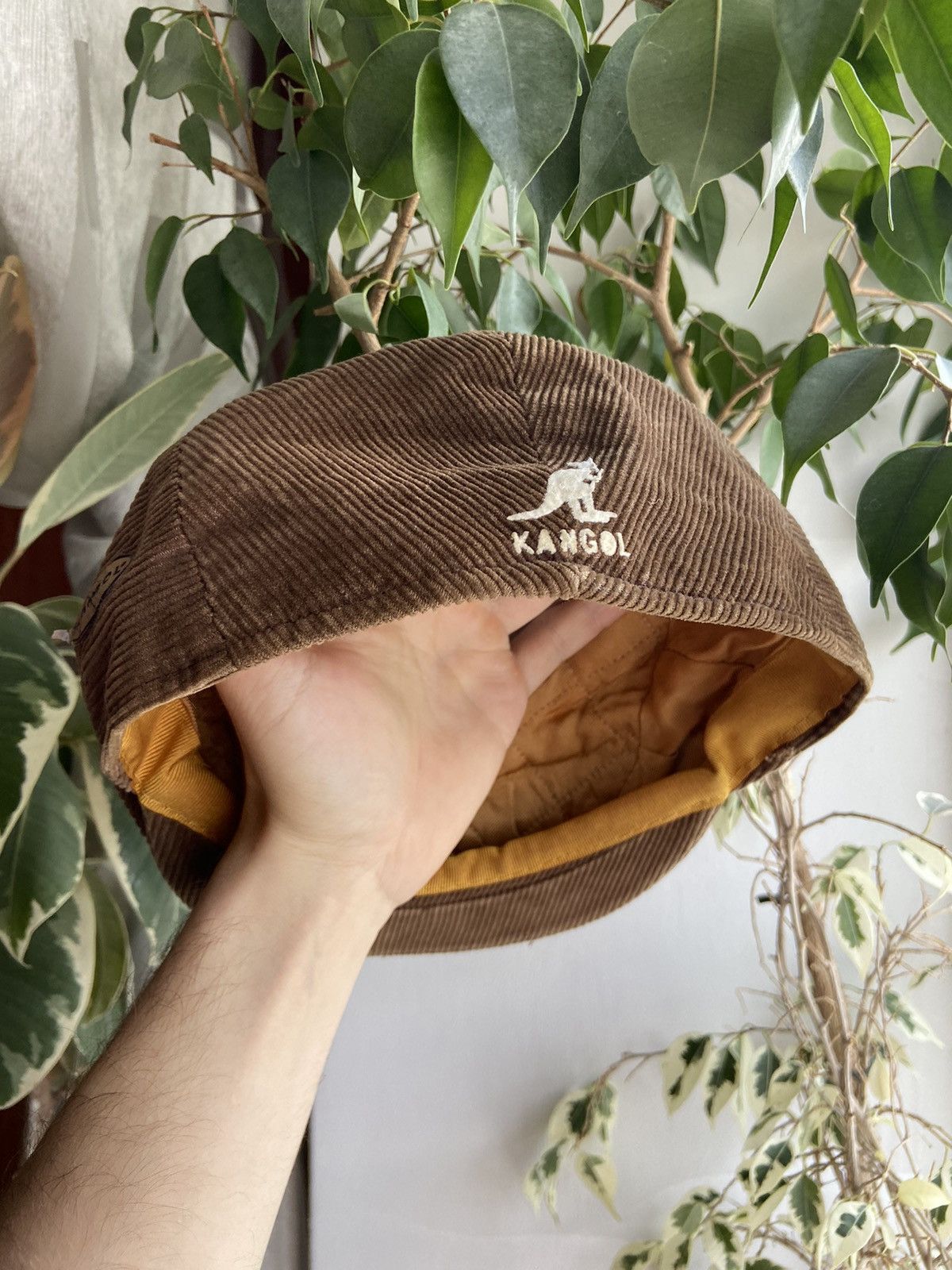 Kangol × Vintage Vintage Kangol Corduroy Brown Beret Cap Size ONE SIZE - 2 Thumbnail