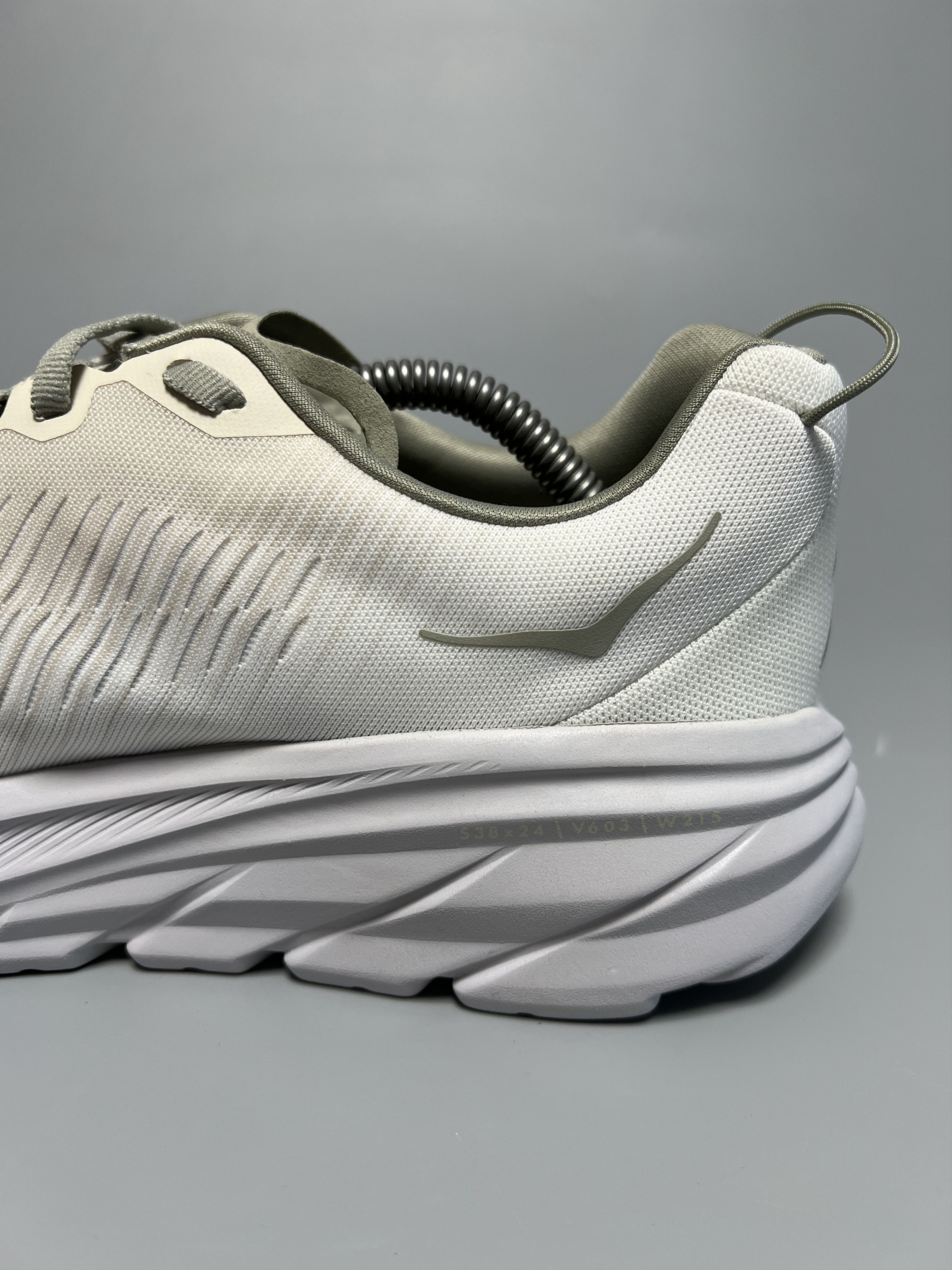 Hoka 9D Hoka One One Rincon 3 Running Shoes 1119395-BYT Size US 9 / EU 42 - 11 Thumbnail