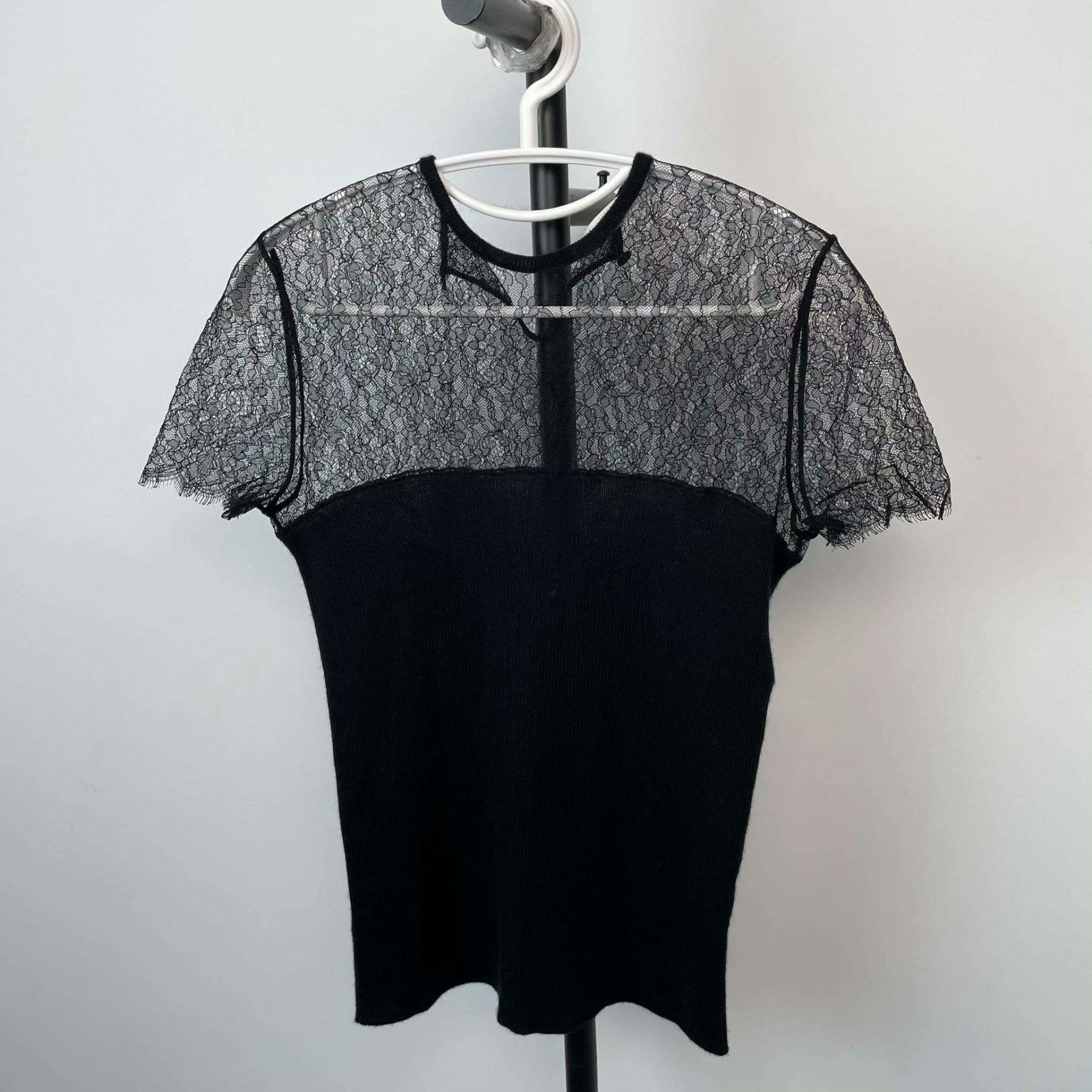 Dior Dior T-Shirt 40 Women Size M / US 6-8 / IT 42-44 - 1 Thumbnail