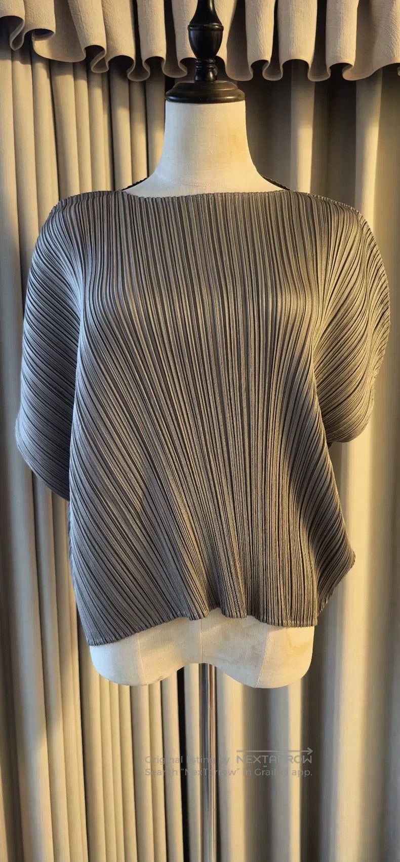 Issey Miyake Issey Miyake Khaki Bestselling Disc Top Size L / US 10 / IT 46 - 1 Thumbnail
