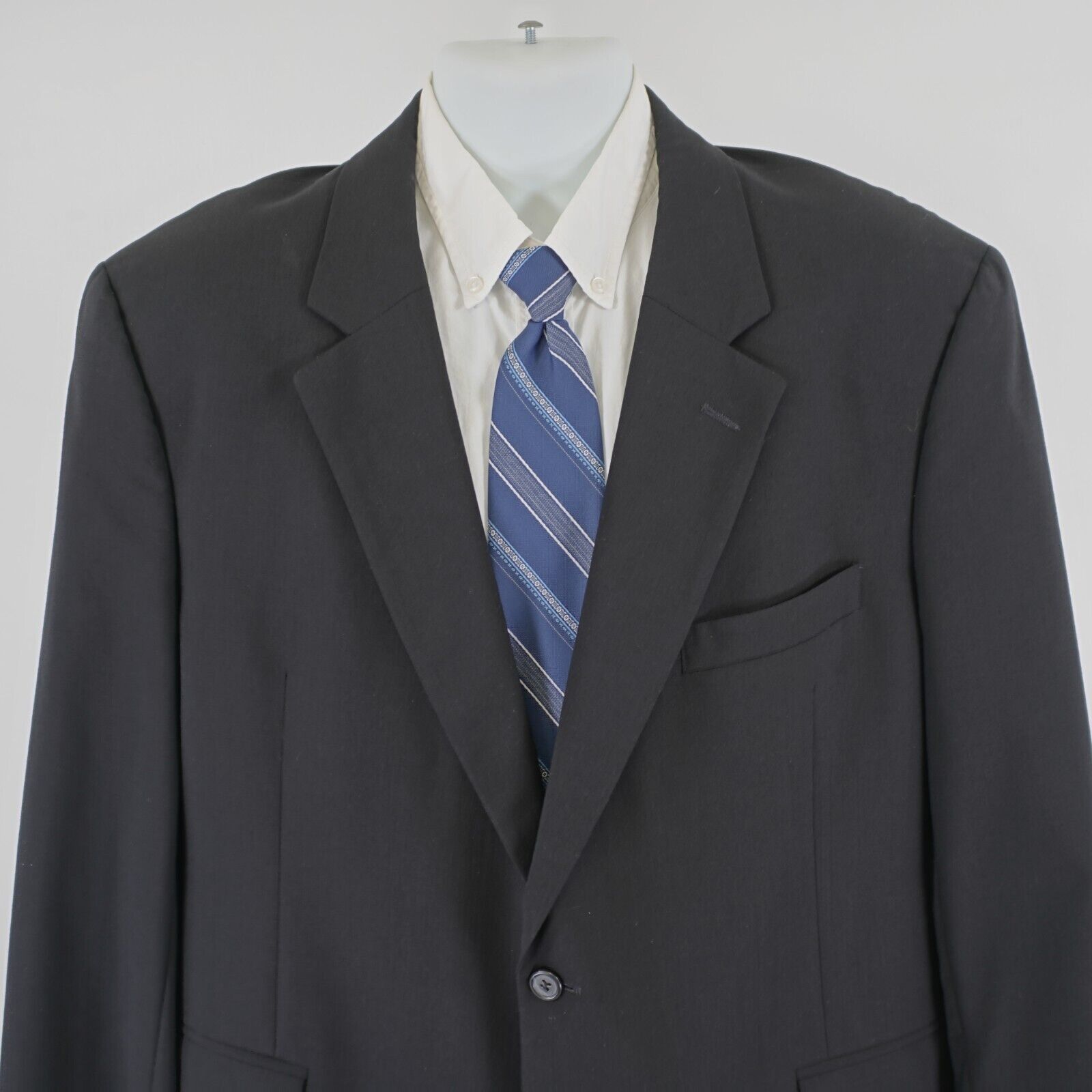 Jos. A. Bank Jos A Bank Worsted Wool Black 2 Button Blazer 44L Tagged 46R Size 44L - 1 Thumbnail