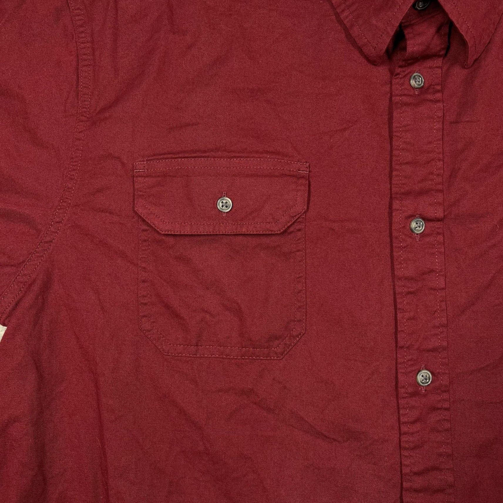 Wrangler Wrangler Comfort Flex Men's XLT Button Up Shirt XL Tall Red Cardinal Maroon Solid Short Sleeve Button Up Casual Dress Shirt Men Boys? Size US XL / EU 56 / 4 - 3 Thumbnail