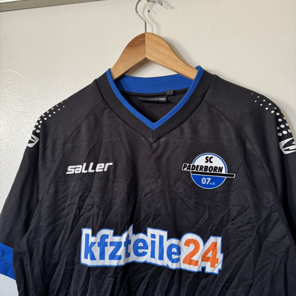 Other 2013-14 Saller SC Paderborn 07 Home Kit Size US XL / EU 56 / 4 - 2 Thumbnail