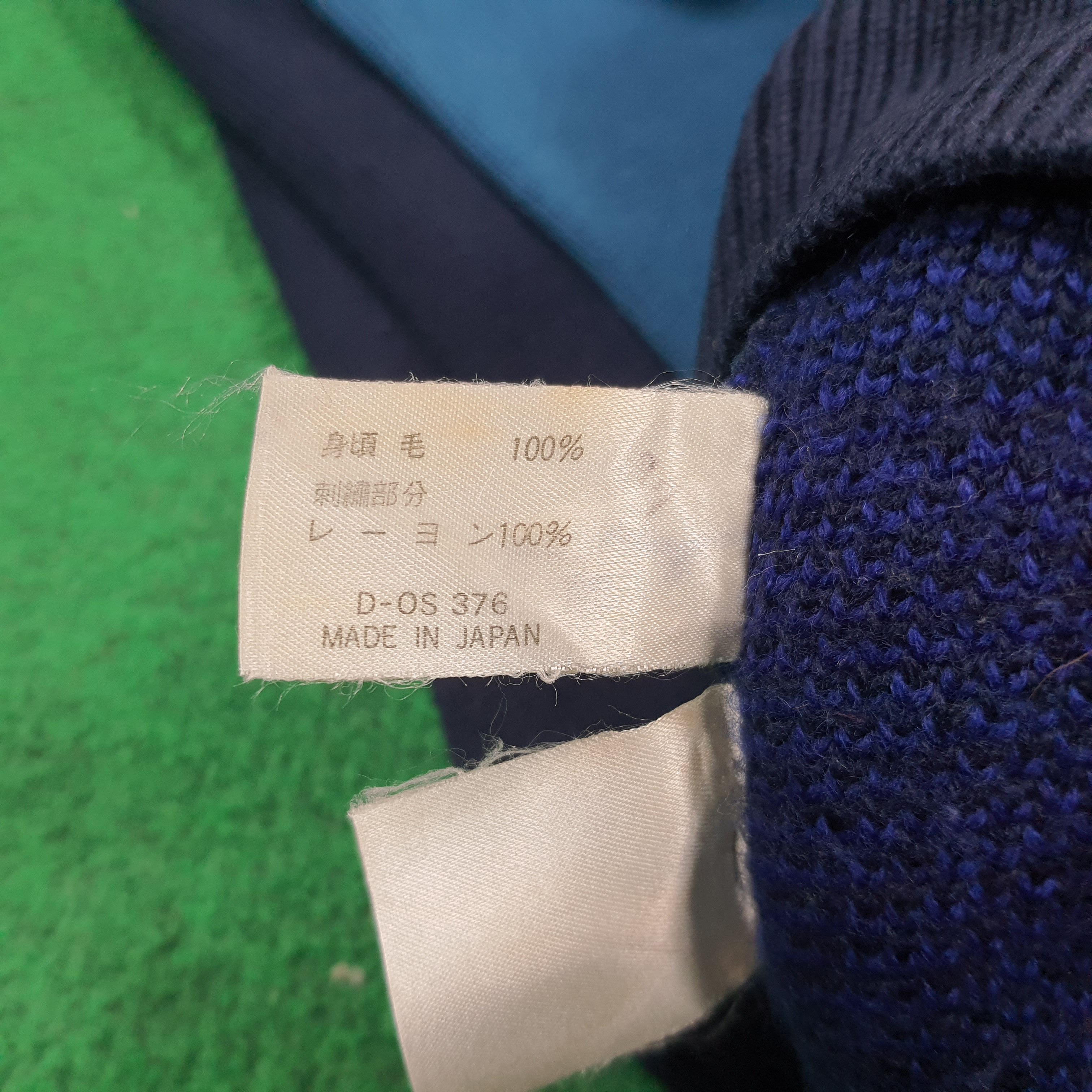 Vintage Vintage PARIS Resort Fashion Golf Wool Knitwear C291N32 Size US S / EU 44-46 / 1 - 7 Thumbnail