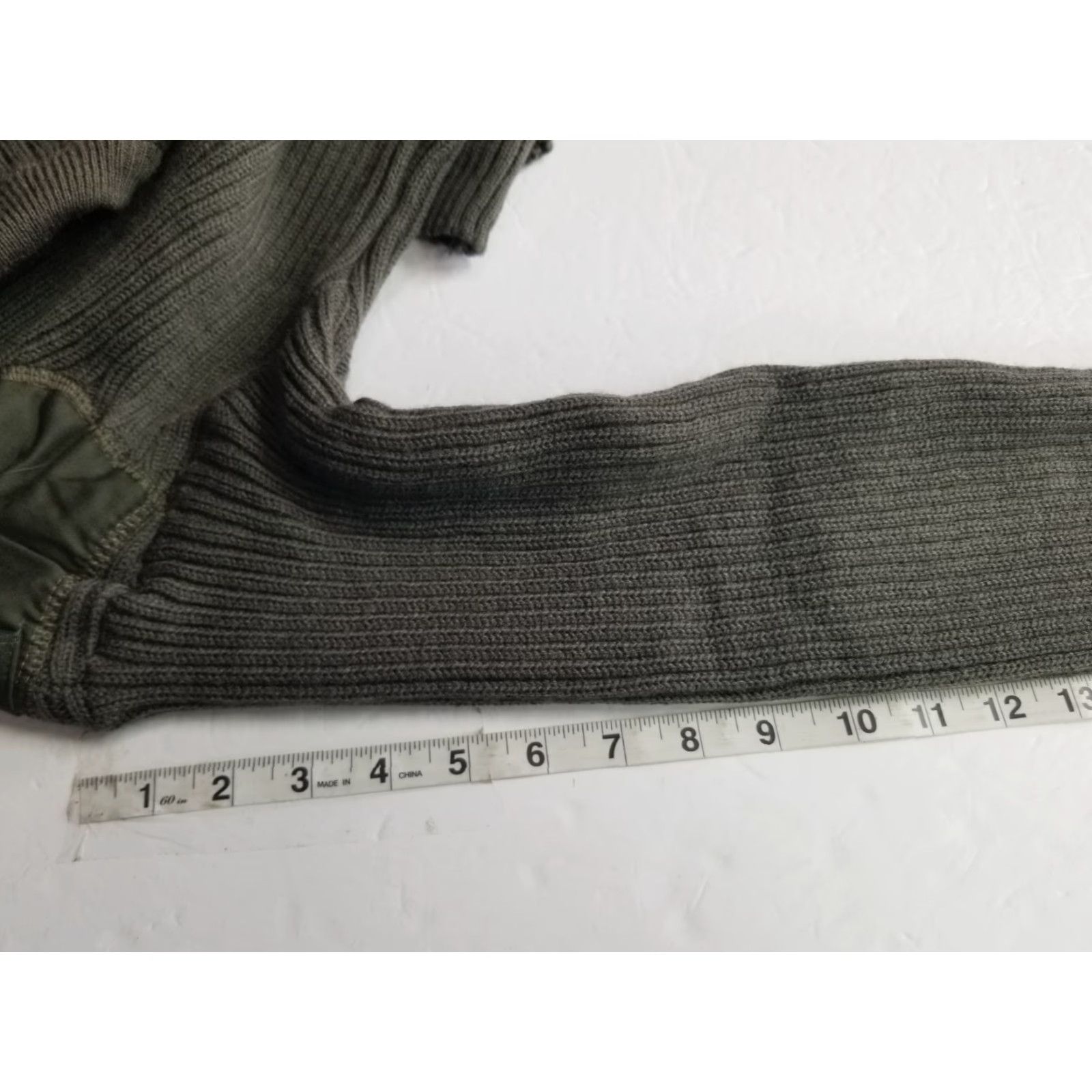 Olive Jury Sweater Men Size M Olive Green Wool Knit Crew Neck Pullover Military Army Marine Casual Regular Standards See Measurements Size US M / EU 48-50 / 2 - 6 Thumbnail