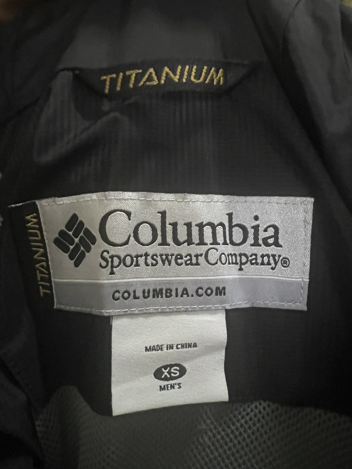 Columbia TITANIUM COLUMBIA JACKET WATERPROOF Size US M / EU 48-50 / 2 - 3 Thumbnail
