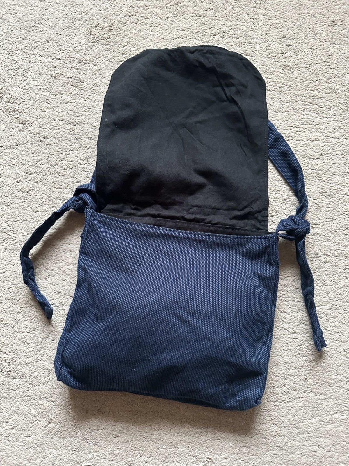Japanese Brand 1990s Japanese Indigo Zudabukuro Kendo Sling Bag Size ONE SIZE - 3 Thumbnail