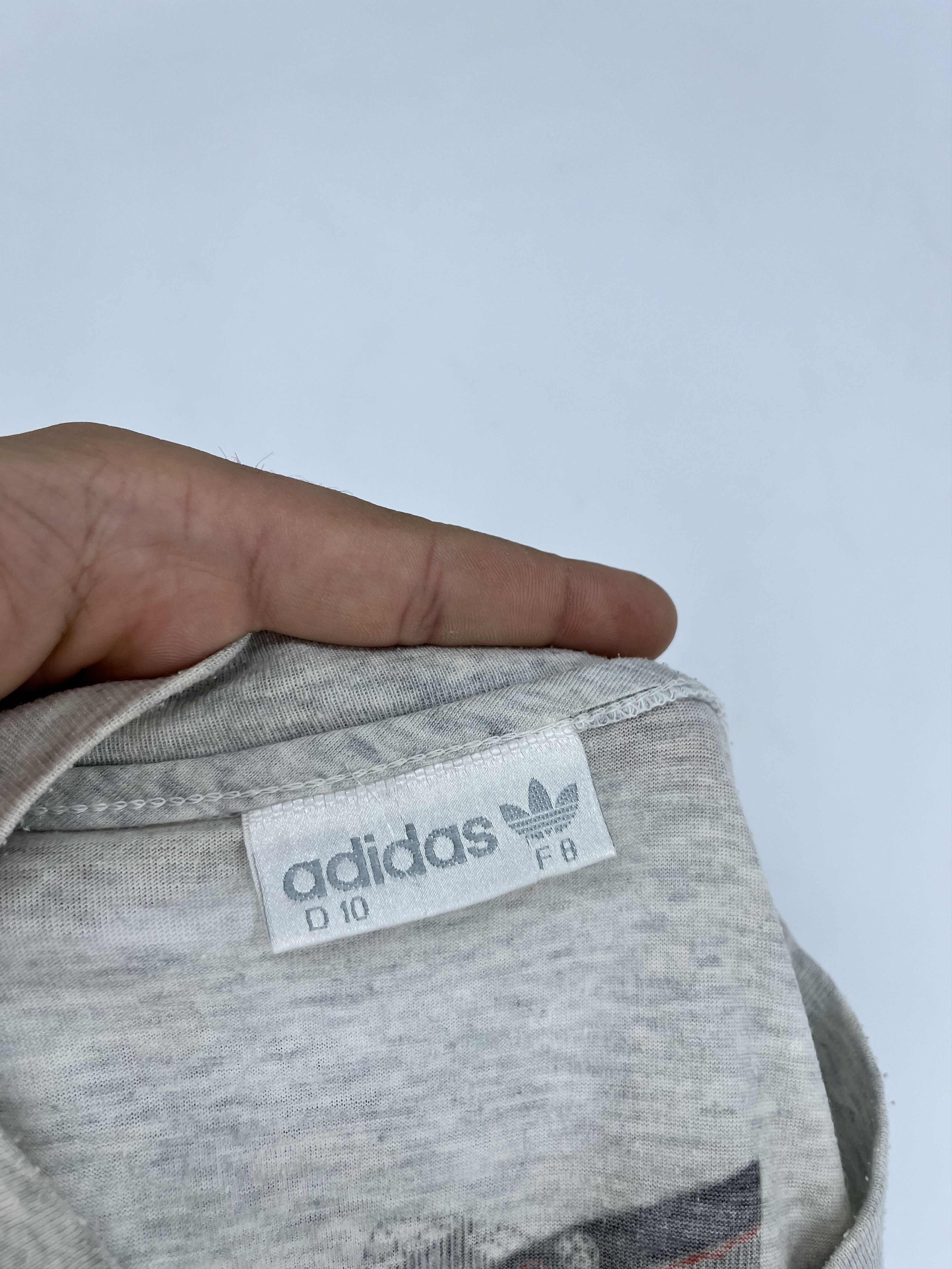 Adidas × Vintage Adidas Grau Grafik T-Shirt Silver Tag Banner Tag 80s Size US XL / EU 56 / 4 - 12 Thumbnail