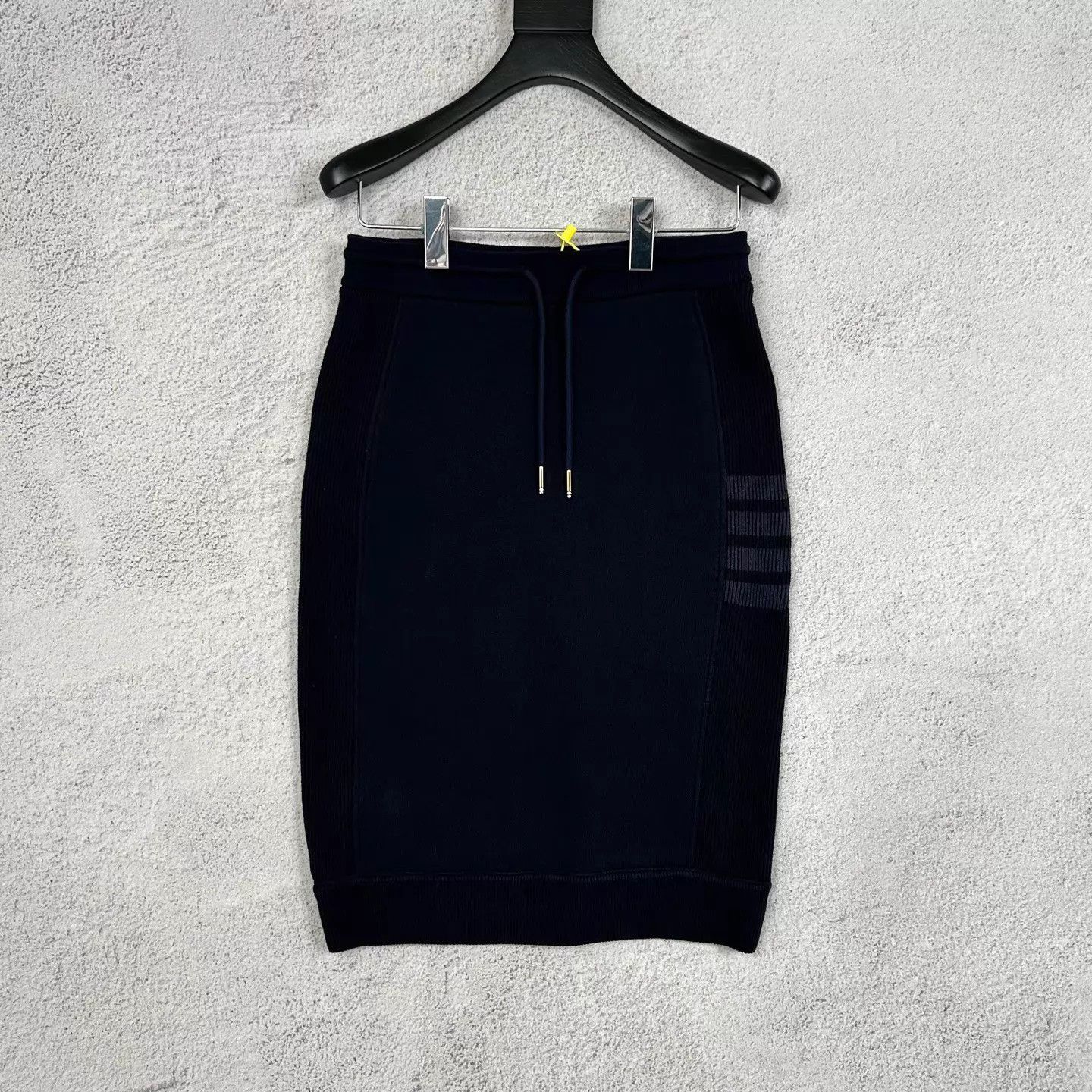 Thom Browne Thom Browne Classic 4-Bar Skirt 40 New Size 27" / US 4 / IT 40 - 1 Thumbnail
