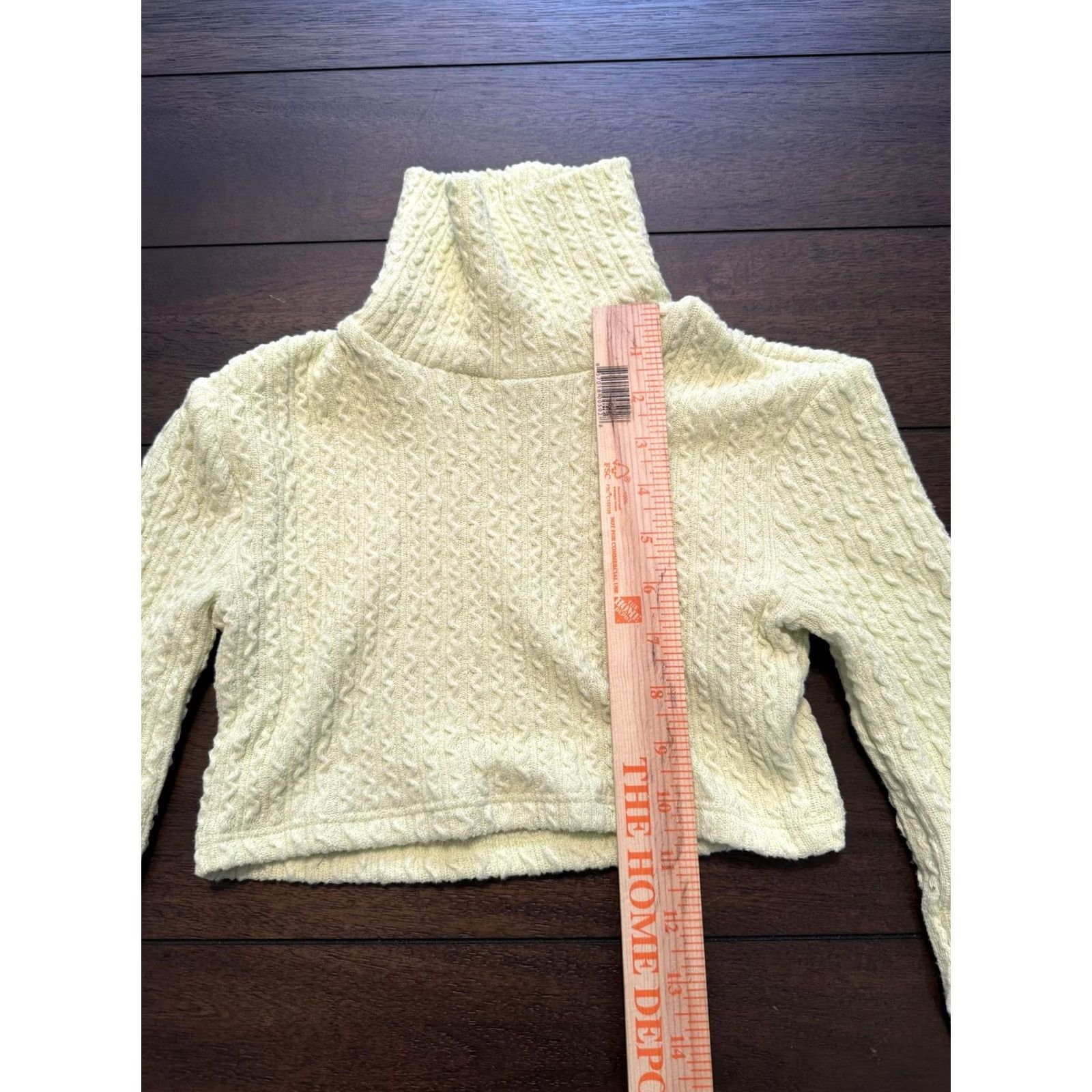 Bershka Bershka Sweater Womens XS Yellow Cropped Turtleneck Cable Knit Long Sleeve Size XS / US 0-2 / IT 36-38 - 4 Thumbnail