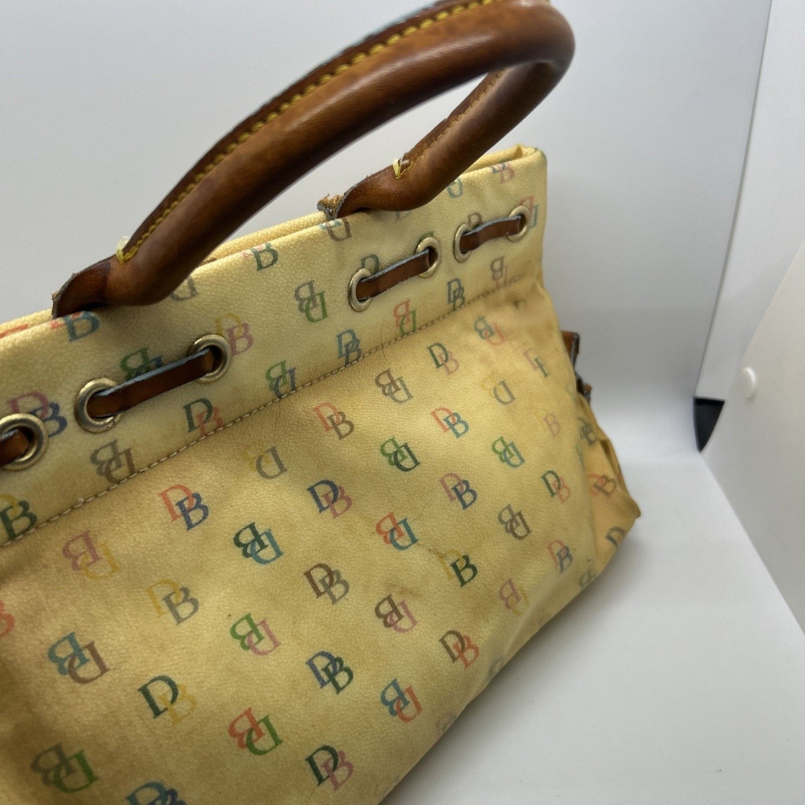 Dooney & Bourke Dooney & Bourke Pale Yellow& Tan Vinyl Handbag Purse Leather Size ONE SIZE - 6 Thumbnail