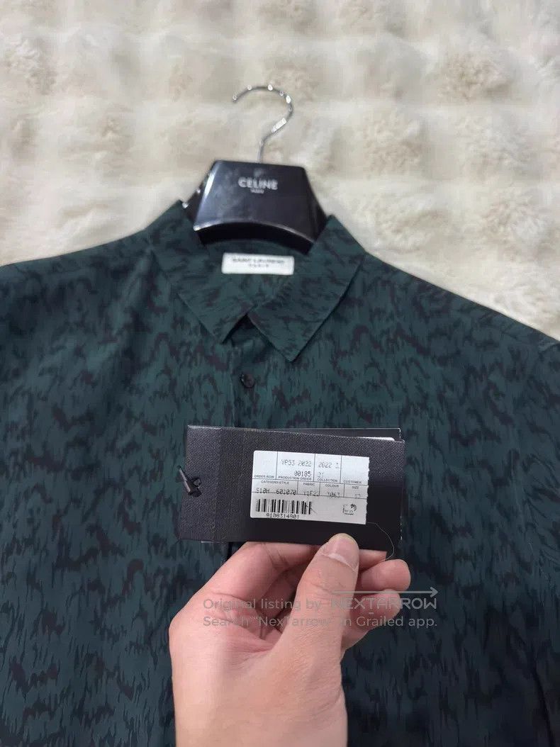 Saint Laurent Paris Saint Laurent Paris size 37 Dark Pattern Men's Shirt Size US S / EU 44-46 / 1 - 4 Thumbnail