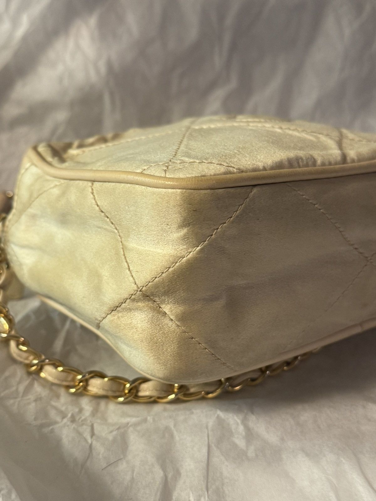 Chanel Vintage Chanel Crossbody Beige Stitched Leather Satin Bag Size ONE SIZE - 9 Thumbnail