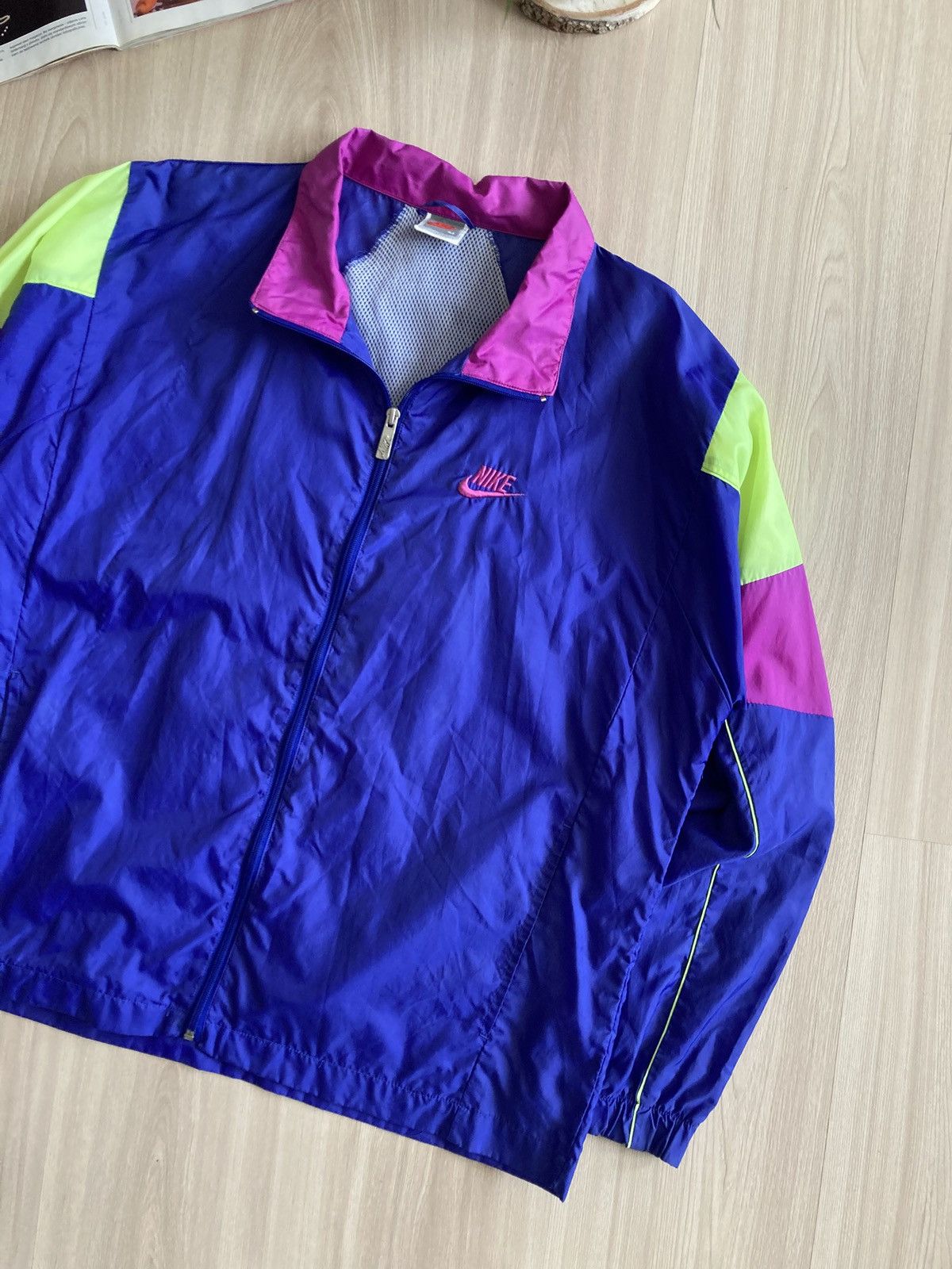 Vintage Vintage Nike Nylon Light Sport Jacket 90s Size US M / EU 48-50 / 2 - 5 Thumbnail