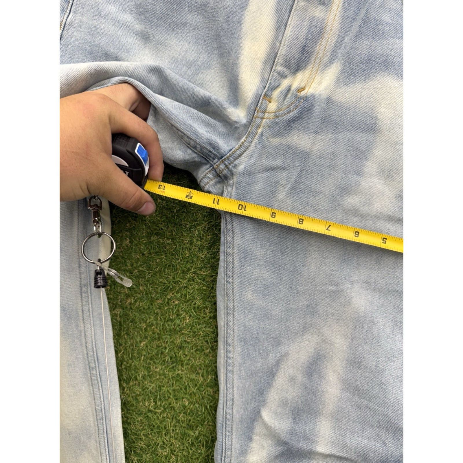 Levi's VINTAGE Levis 514 Jeans Mens 34x34 Blue Denim Straight Regular Cowboy Bleach Acid Wash Size US 34 / EU 50 - 4 Thumbnail