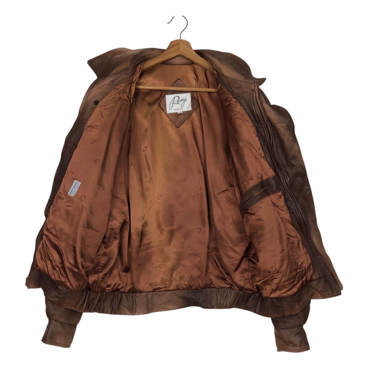 Japanese Brand Vintage Fly Bomber Leather Jacket Remy Blanket Issey Miyake Size US M / EU 48-50 / 2 - 14 Thumbnail