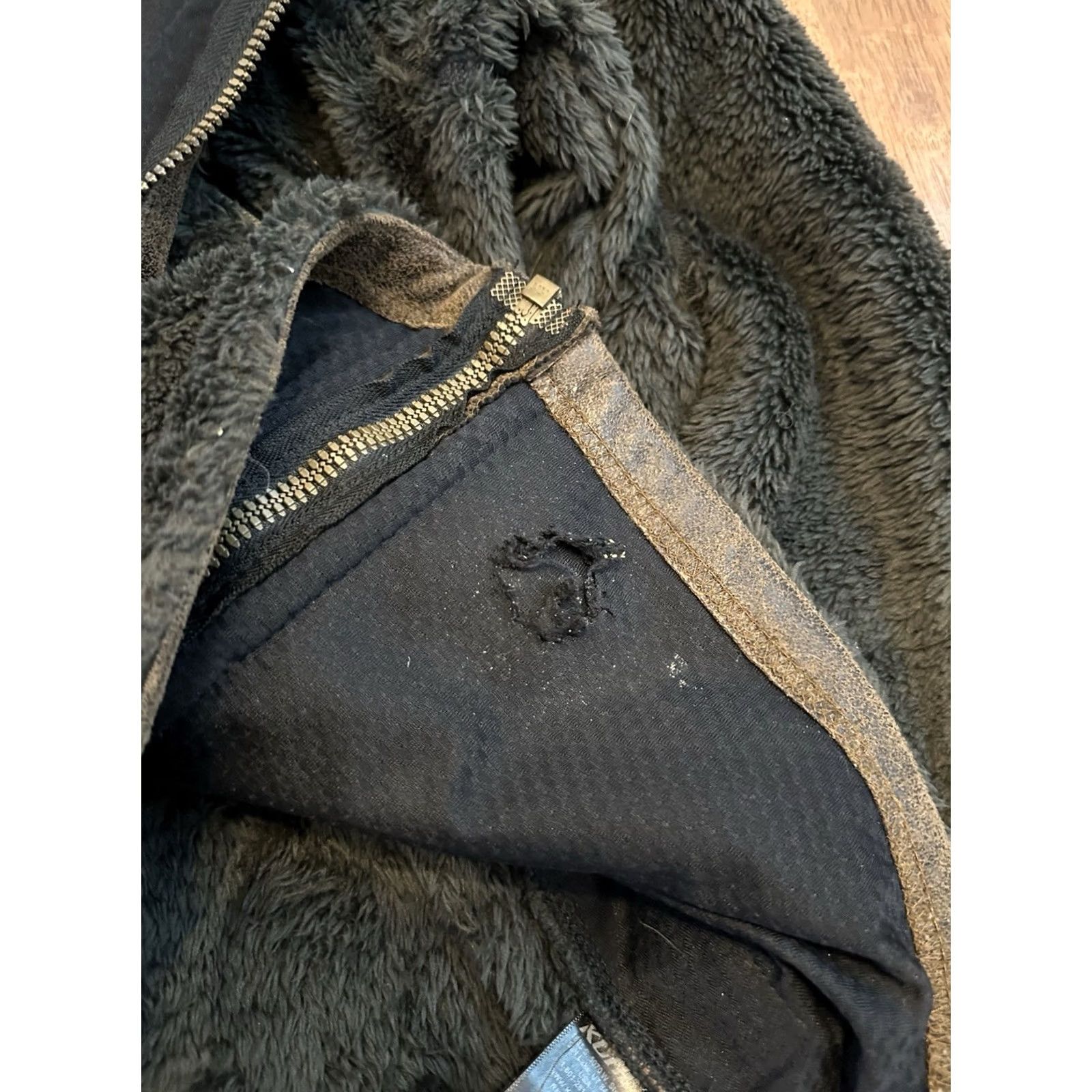 Vintage Kuhl Flight Jacket Hoodie Women M Sherpa Fleece Zip Up Distress Charcoal With Brown Trim Size M / US 6-8 / IT 42-44 - 4 Thumbnail