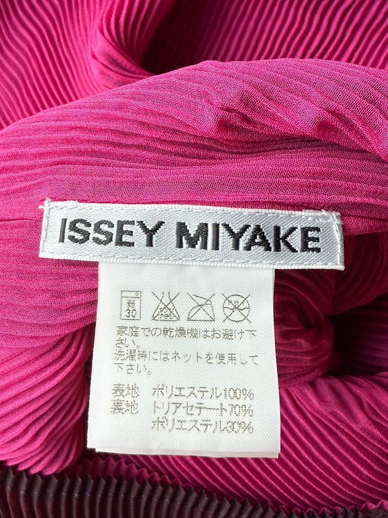 Issey Miyake Issey Miyake size:3 A pinkish-purple main line chiffon emb Size S / US 4 / IT 40 - 9 Thumbnail