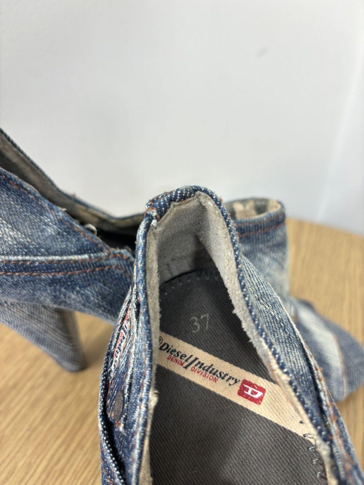 Diesel Vintage Diesel Y2K Denim Division Peep Toe Mules Heel Shoes Size US 7 / IT 37 - 15 Thumbnail