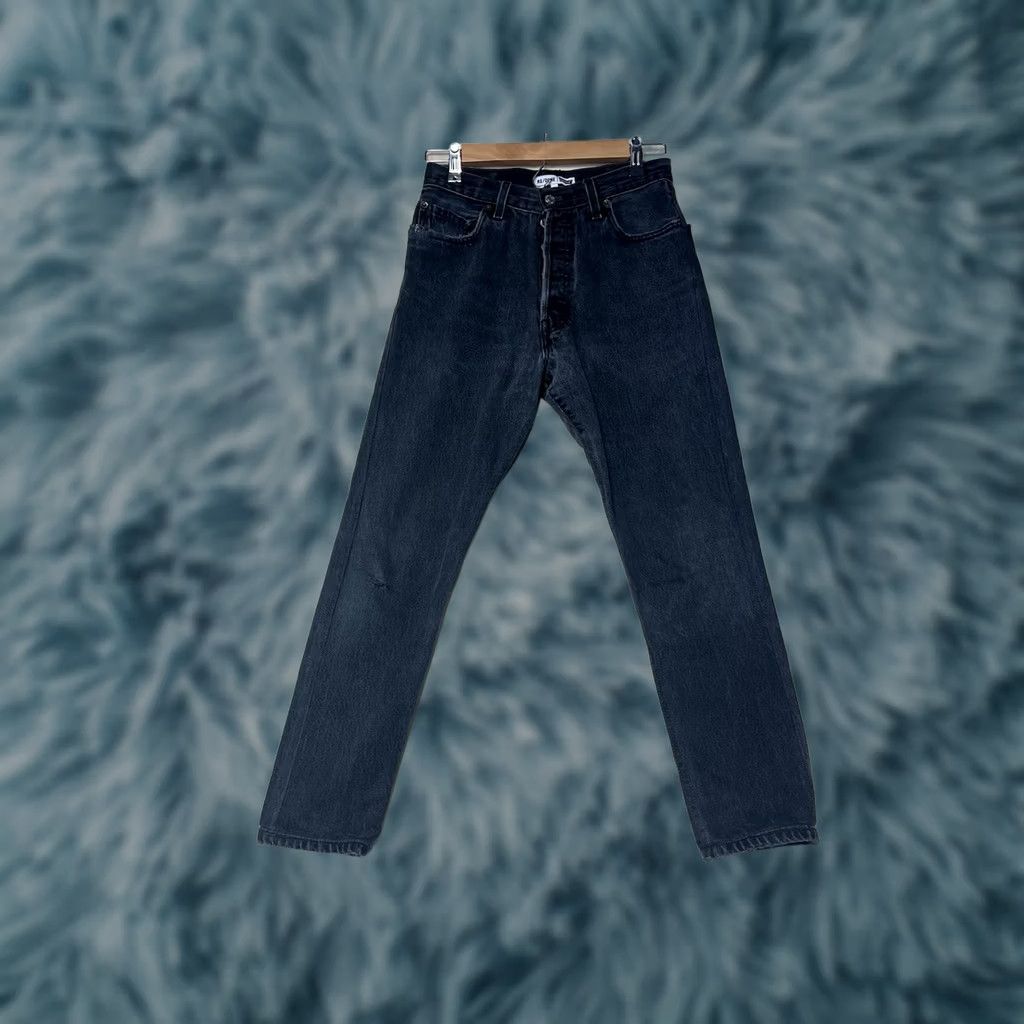 Levi's VINTAGE Levi's 501 Jeans Women Black Denim Premium Button Fly Regular Size 24 USA Made Straight Size 42" / US 20 - 1 Thumbnail