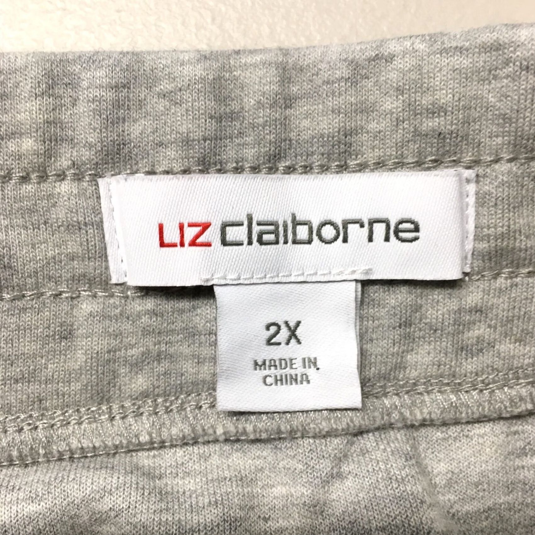 Liz Claiborne Liz Claiborne Straight Skirt Womens 2X Gray Elastic Waist Band Knee Length Skirt Women Gray 2X Knee Length Classic Size 32" / US 10 / IT 46 - 7 Thumbnail