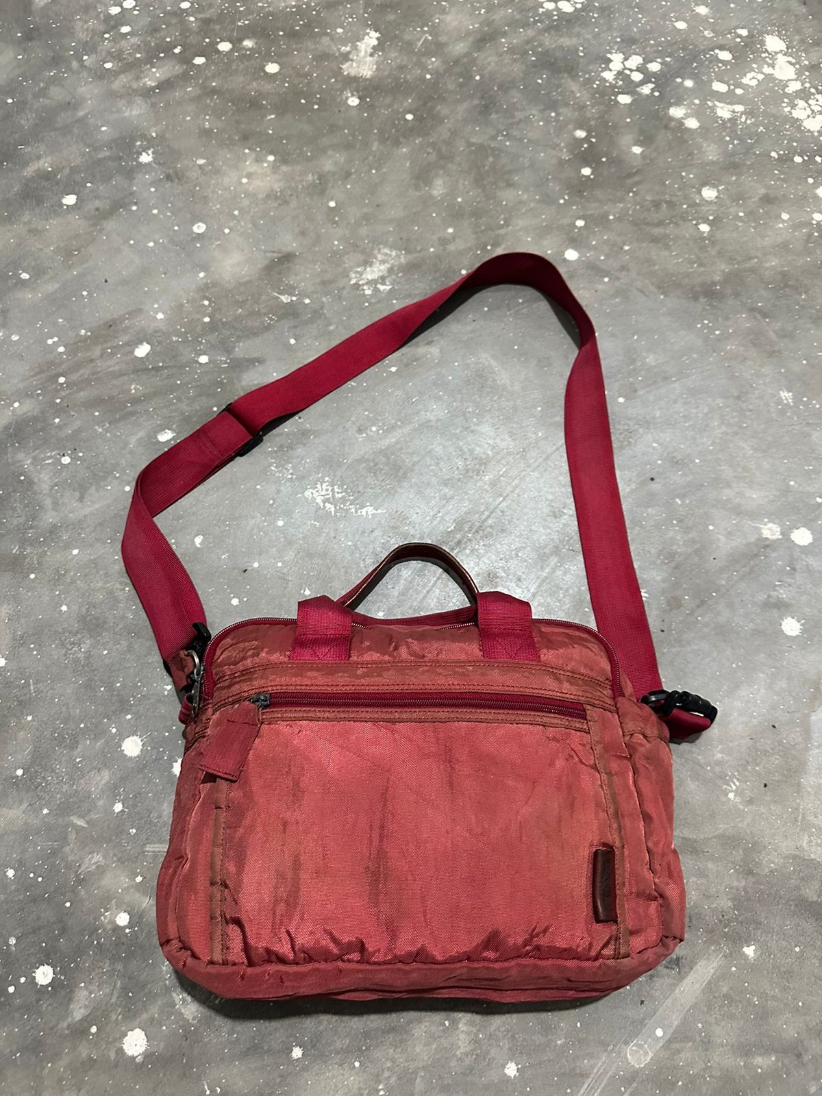 Yohji Yamamoto Vintage Doux Ysaccs by Yohji Yamamoto Crossbody / sling bag Size ONE SIZE - 8 Thumbnail