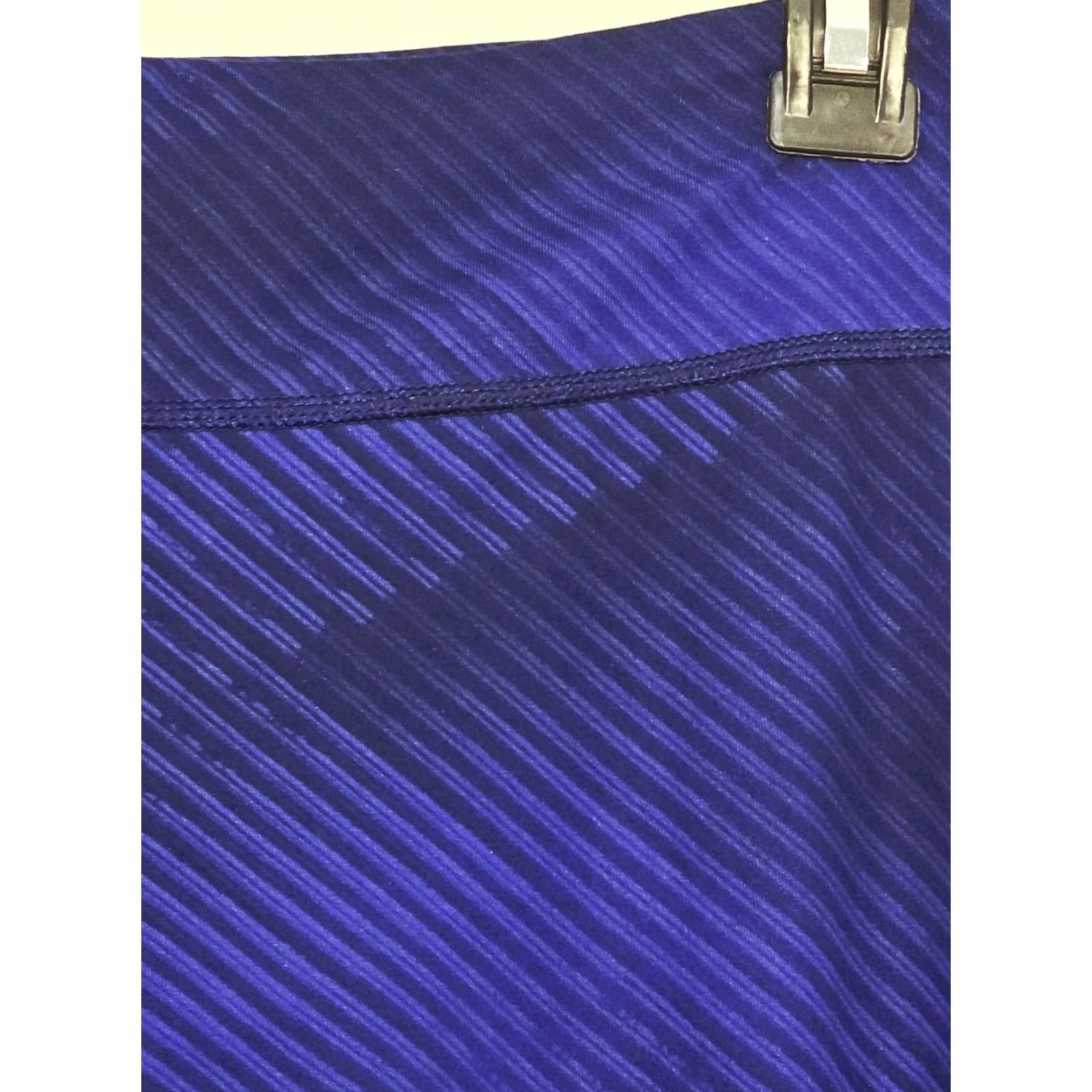 Under Armour Under Armour Womens Leggings Blue Stripe Size S Ankle Activewear Stretch Polyester Pull On Size 28" / US 6 / IT 42 - 6 Thumbnail