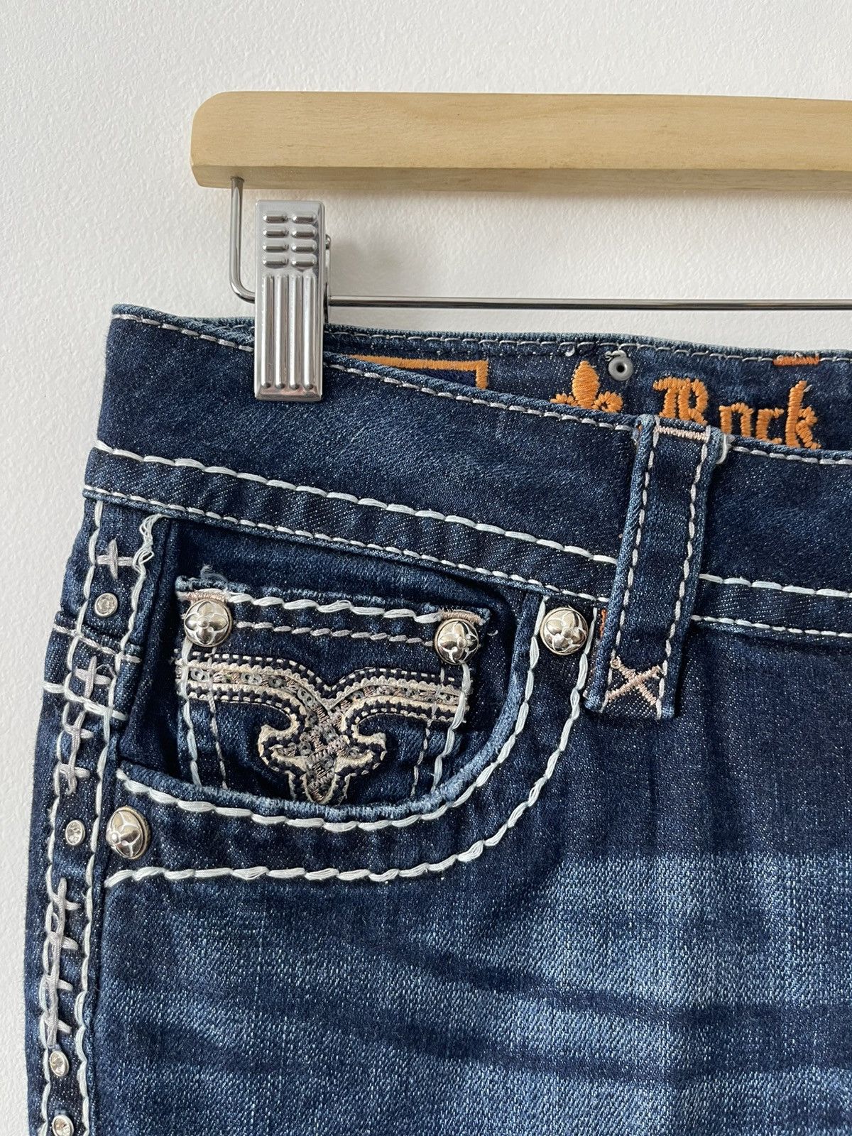 Rock Revival Rare ROCK REVIVAL Skinny Embellished Flap Pockets Size US 29 - 9 Thumbnail