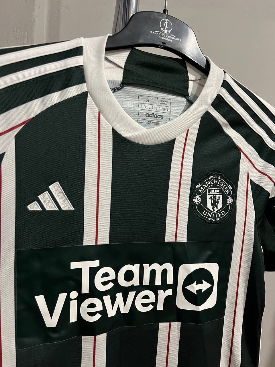 Adidas 2023/24 MANCHESTER UNITED AWAY SOCCER JERSEY FOOTBALL SHIRT Size US S / EU 44-46 / 1 - 7 Thumbnail